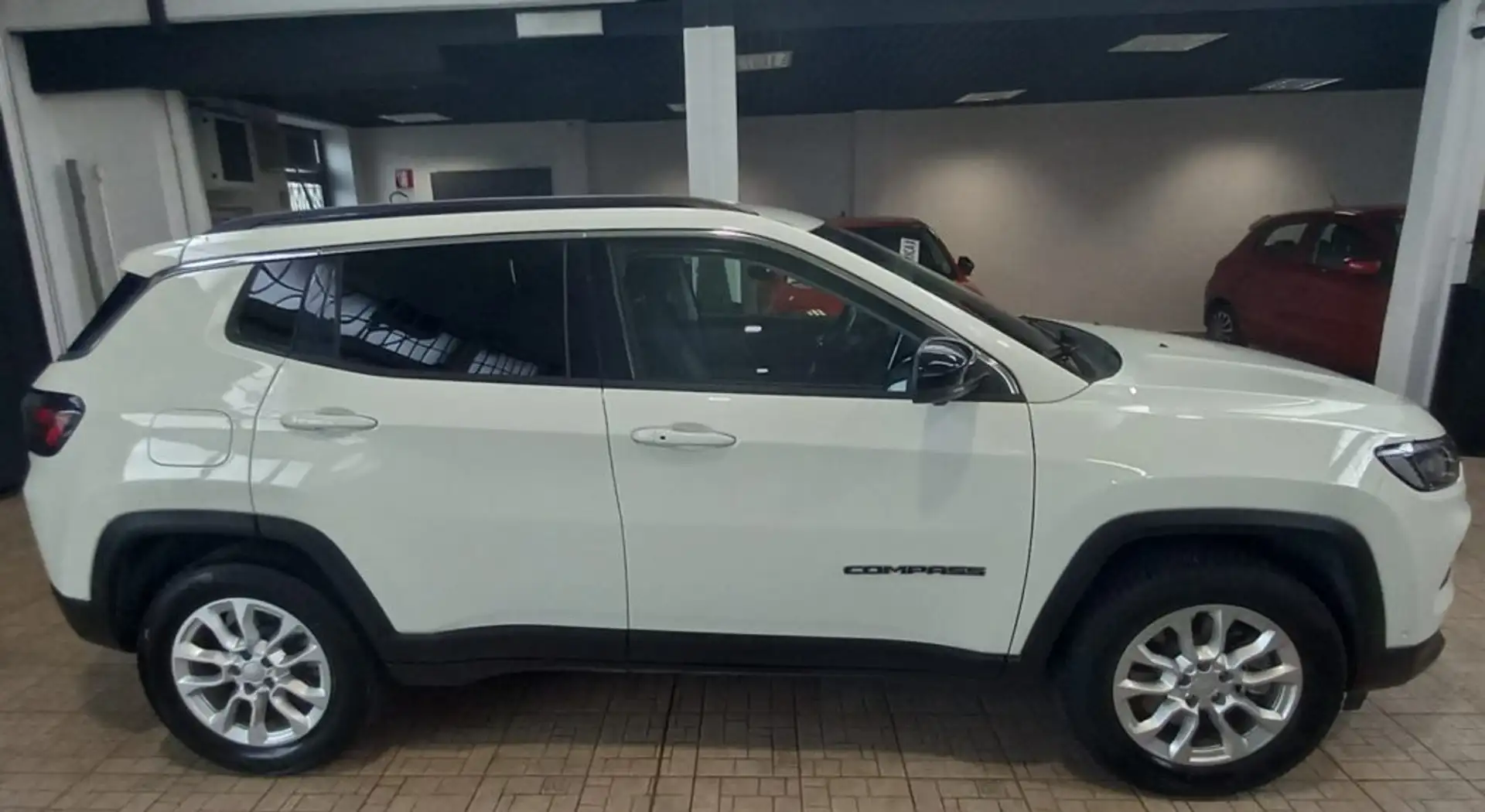 Jeep Compass 1.3 Turbo T4 190 CV PHEV AT6 4xe Limited Weiß - 2