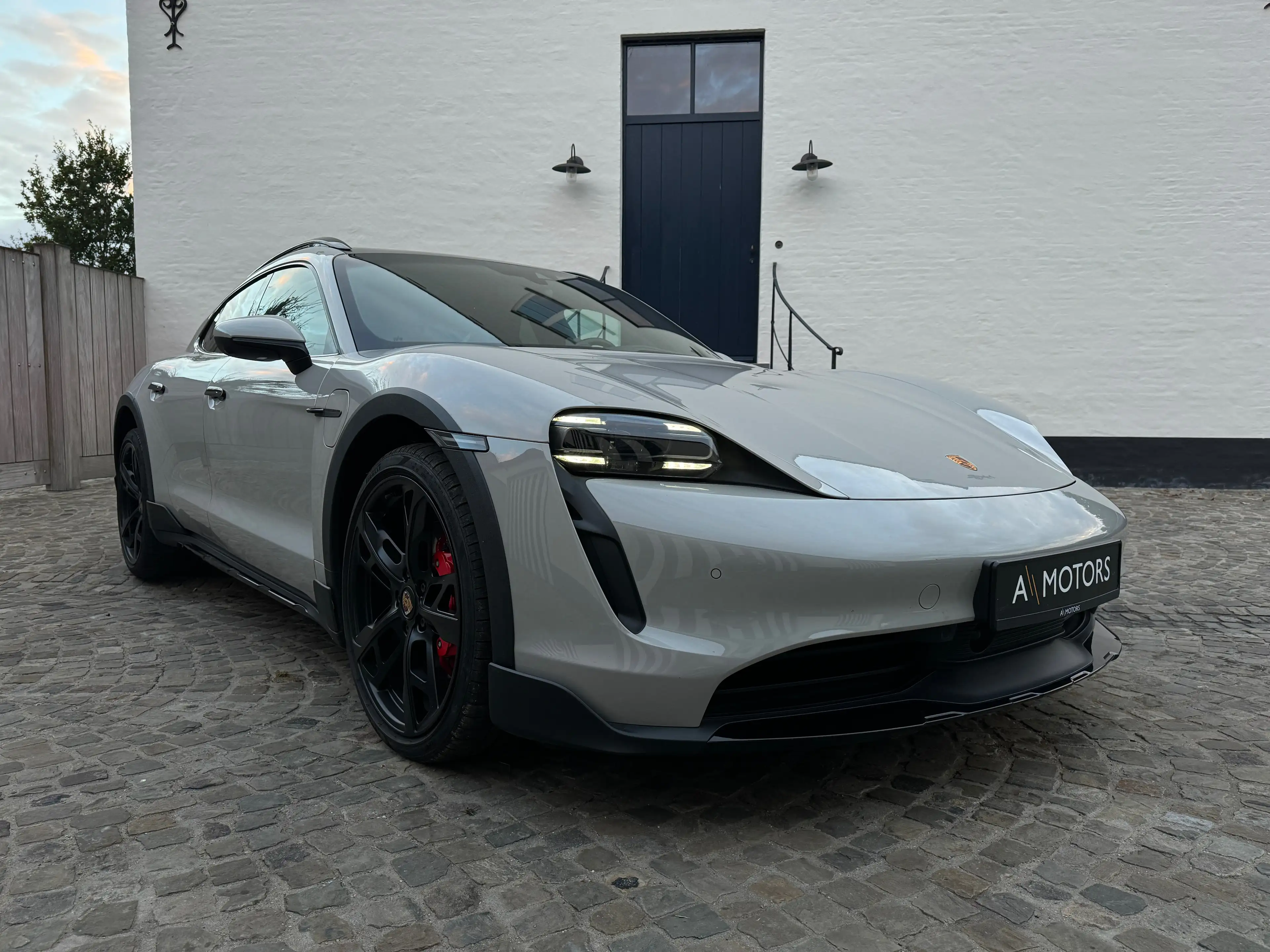 Porsche Taycan 4S Cross Turismo - Pano - Crayon - BOSE - 360° CAMERA - ACC - NO VAT — photo 8