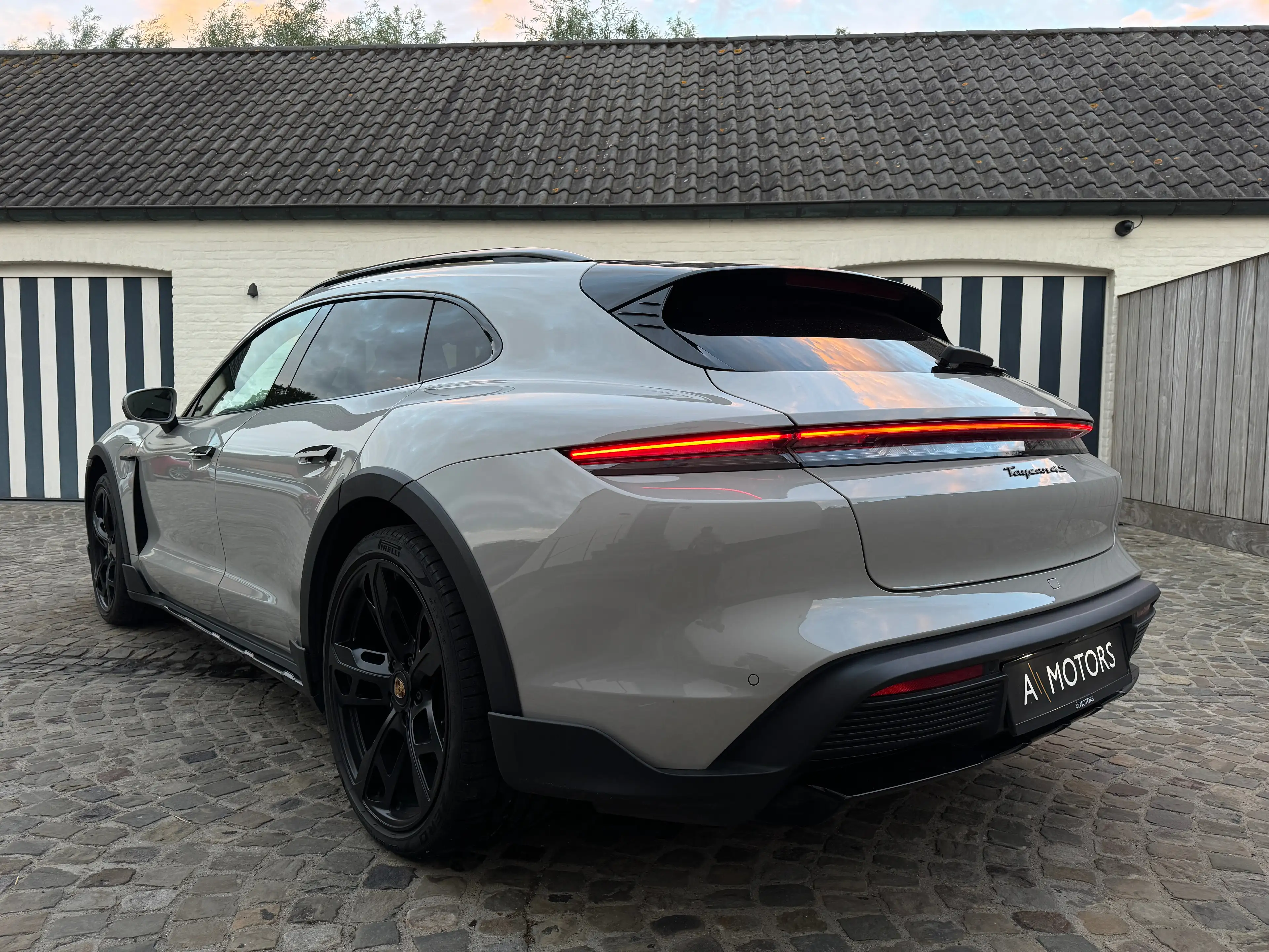 Porsche Taycan 4S Cross Turismo - Pano - Crayon - BOSE - 360° CAMERA - ACC - NO VAT — photo 4
