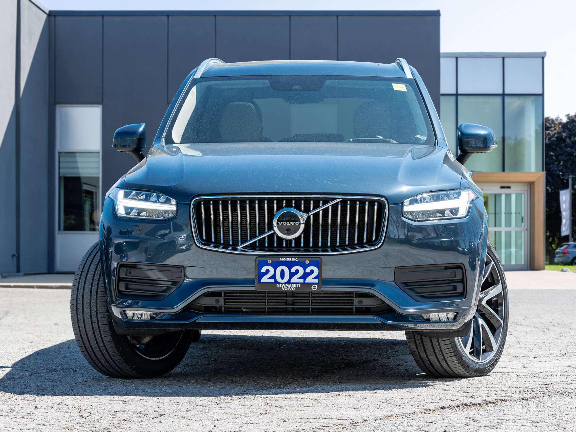 2022 Volvo XC90 T6 AWD Momentum 7 Seater LOW KM CPO RATE fr 2.99%* alt 3