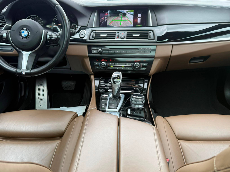 BMW 535 535 d Touring xDrive M-Sportpaket — photo 13