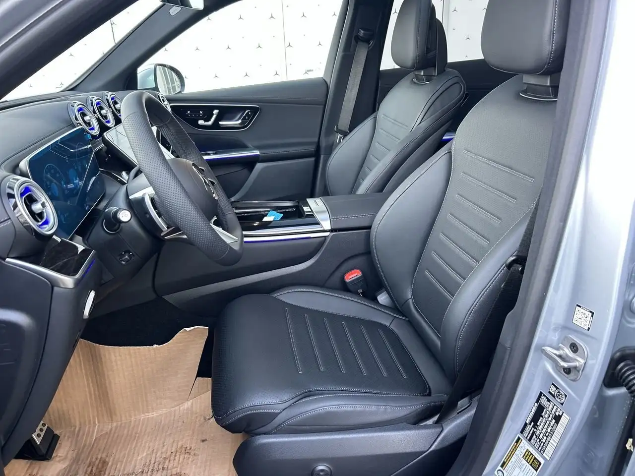 Mercedes-Benz GLC снимка Mercedes-Benz GLC