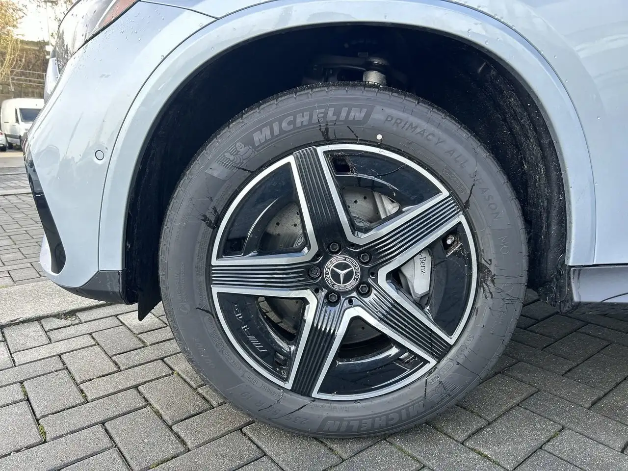Mercedes-Benz GLC снимка Mercedes-Benz GLC