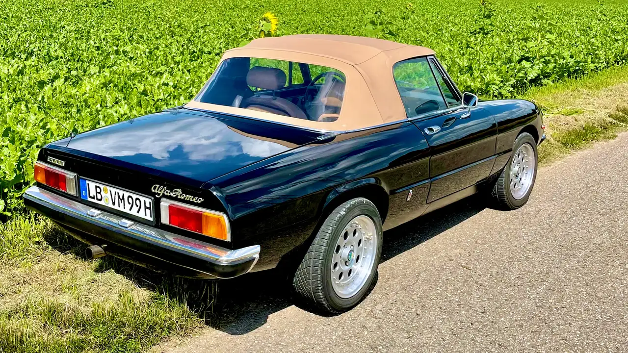 Alfa Romeo Spider 2000 VELOCE Fastback, foto 9