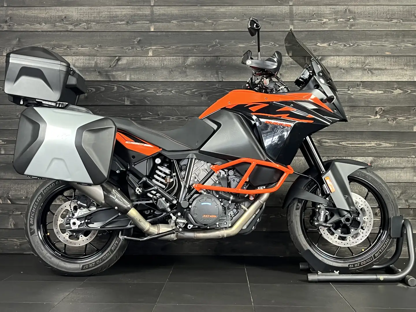 KTM 1090 Adventure Oranžová - 2
