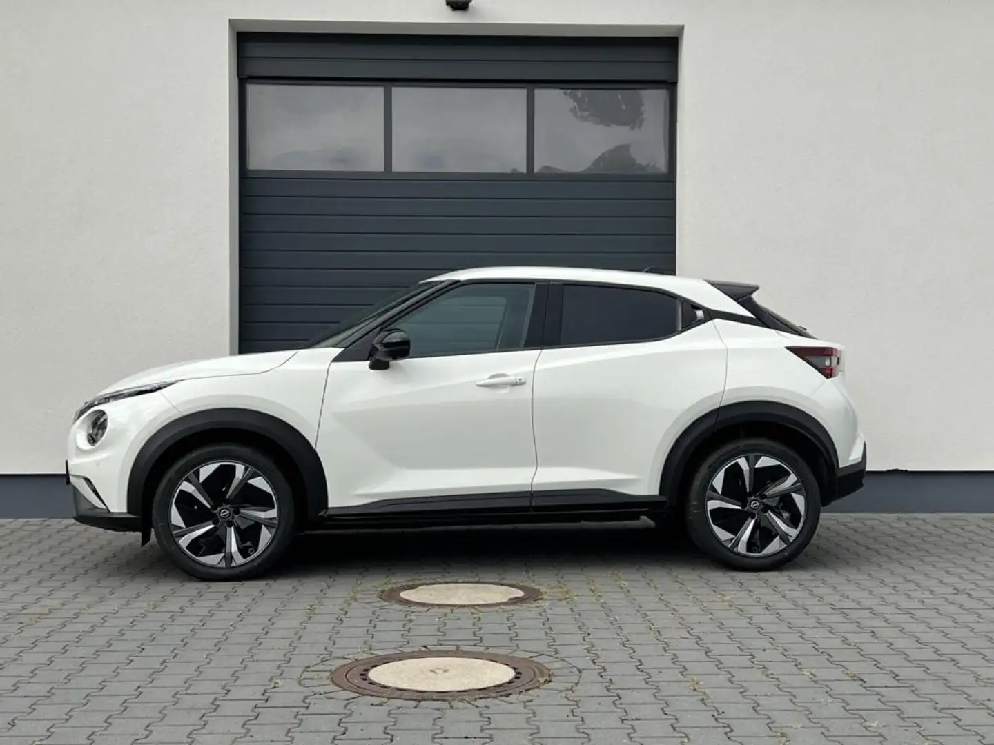 Nissan Juke Acenta Comfort 1,0 DIG-T DCT Winter 84 kW (114 ... - 1