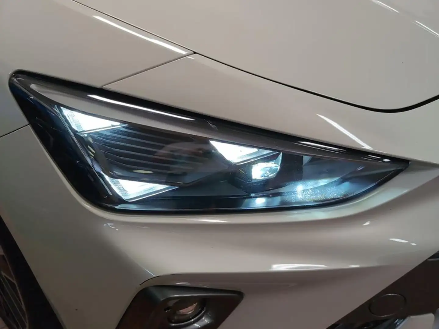 CUPRA Leon 1.5 hybrid 150cv dsg Grigio - 2