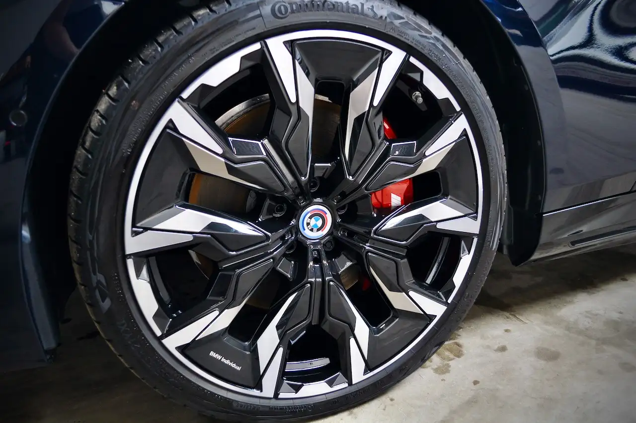 BMW i5 2026