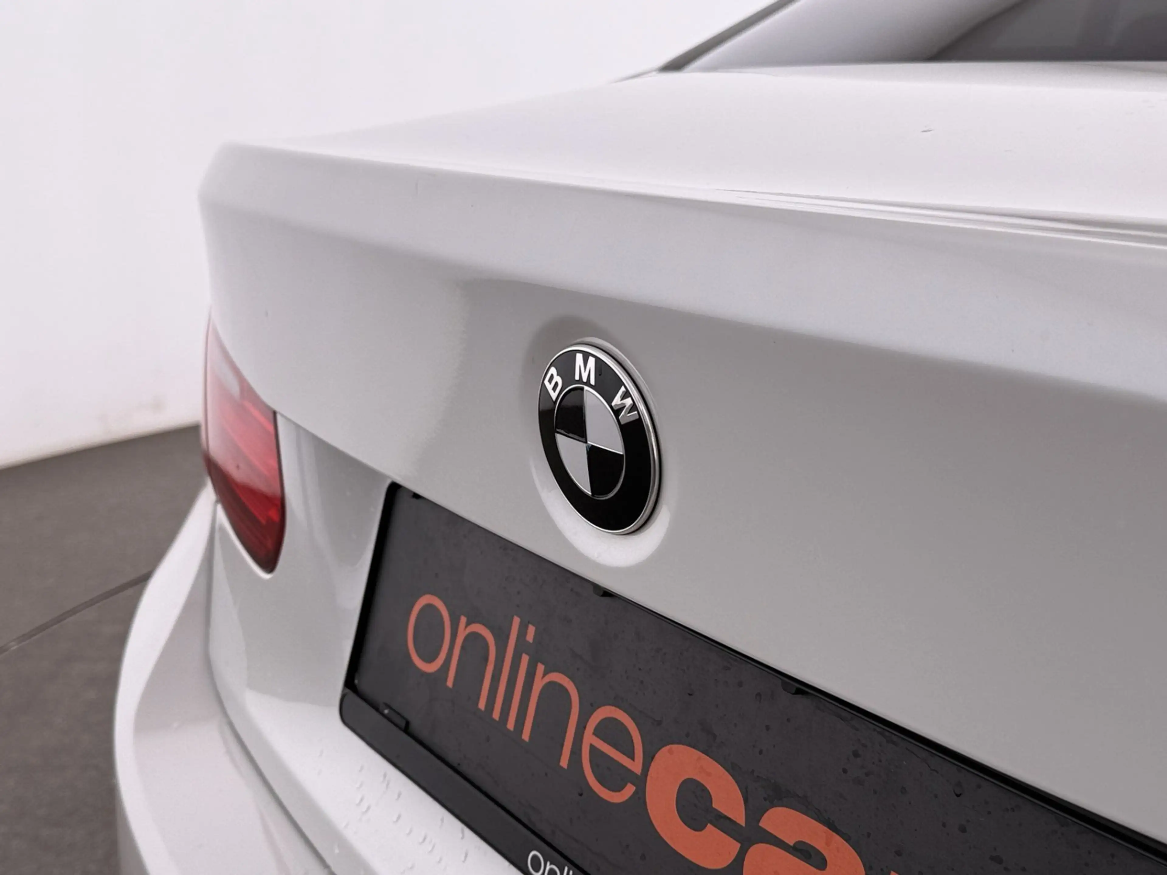 BMW 320 i Sportline SPORTSITZE KLIMA PARKHILFE — photo 11