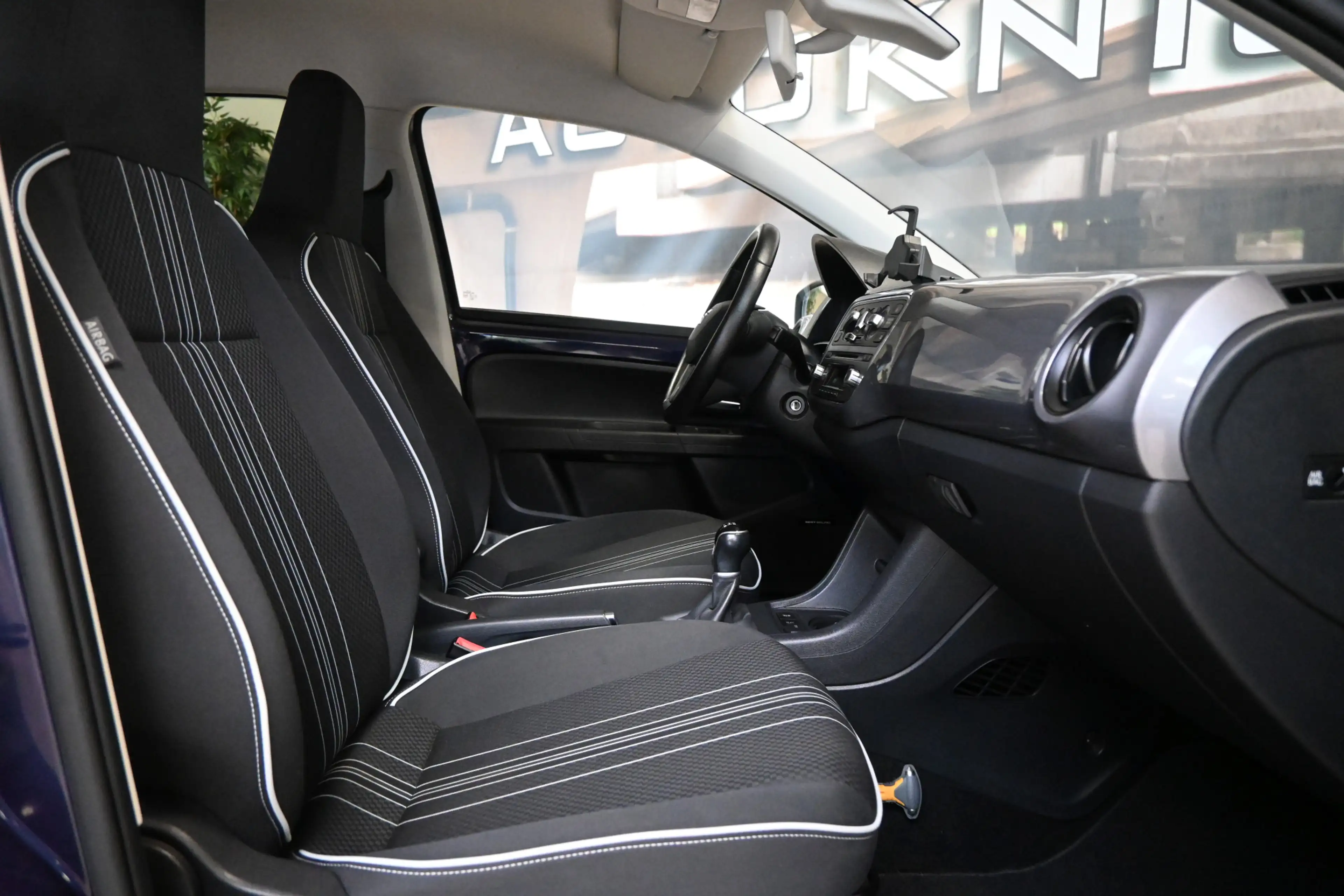 SEAT Mii 1.0 60pk Sport Connect | Seat sound | Cruise contr — photo 15