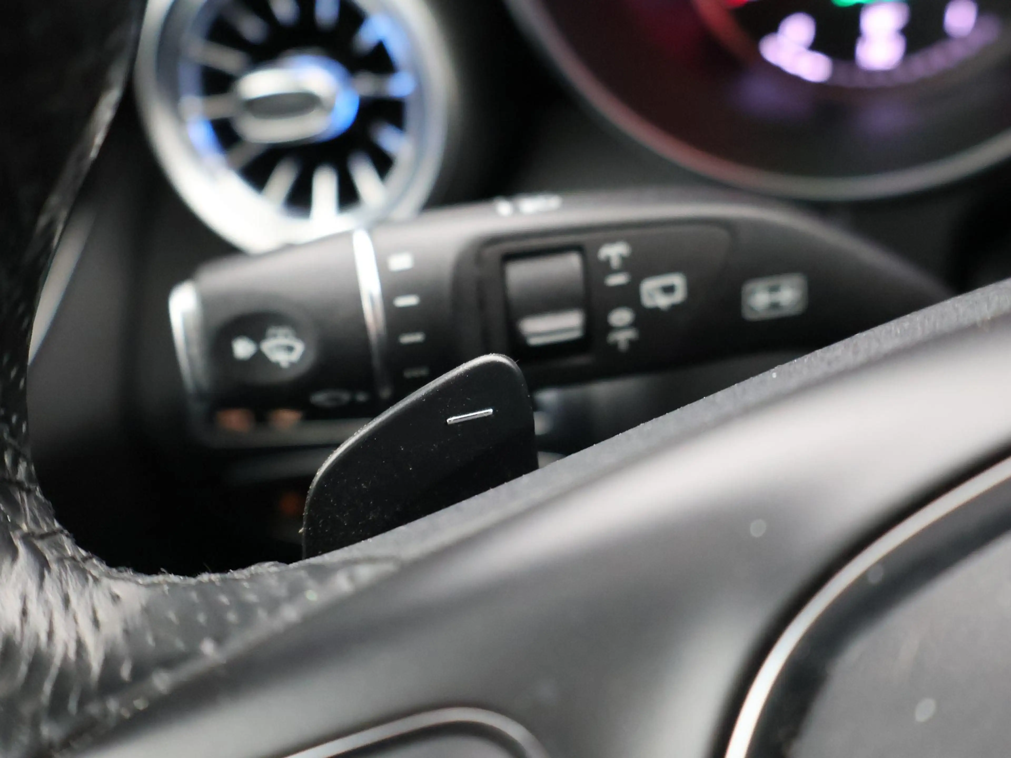 Mercedes-Benz C 350 Estate 350e PLUG-IN + BURMESTER | 360 CAMERA | SFE — photo 34