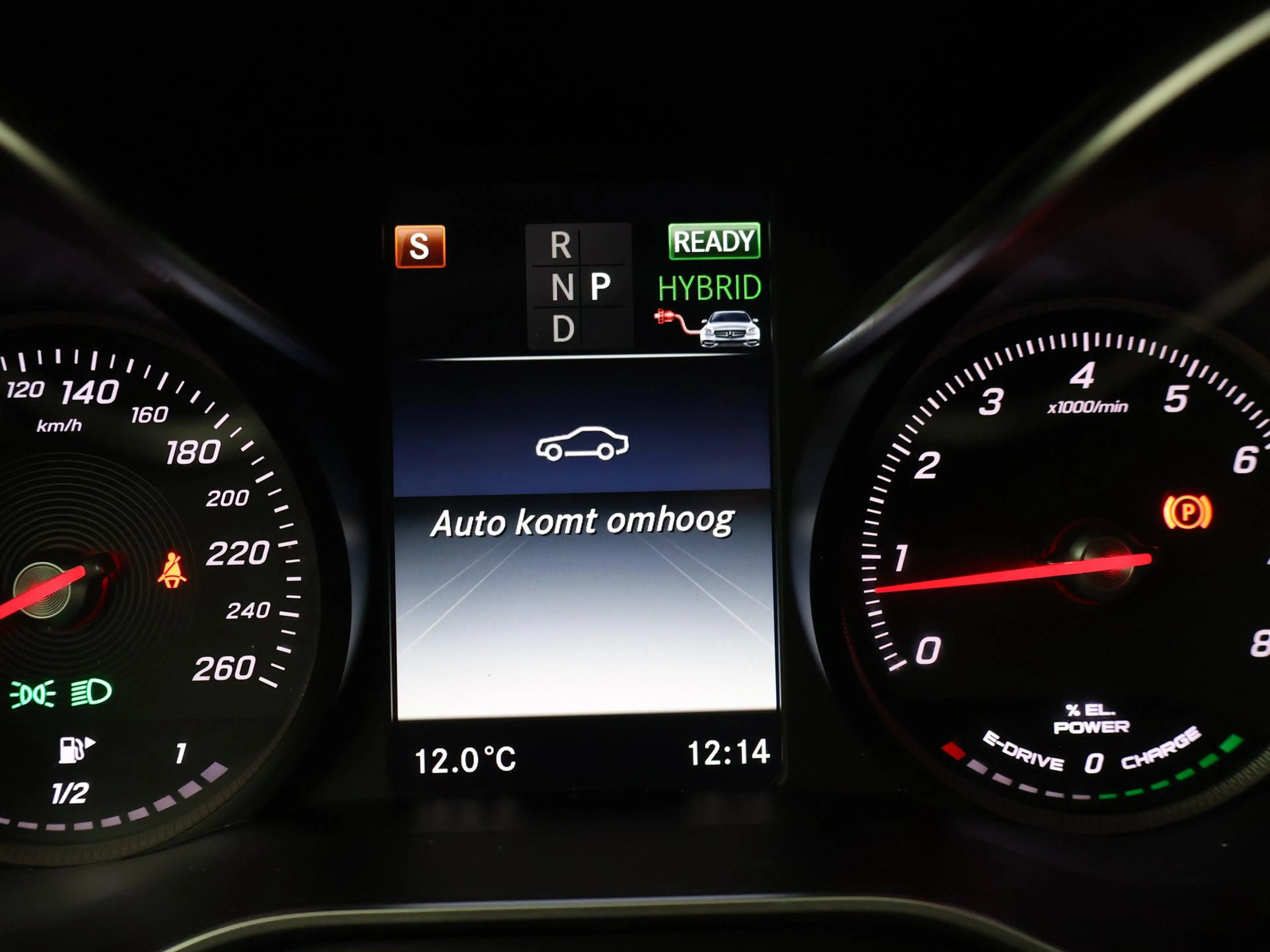 Mercedes-Benz C 350 Estate 350e PLUG-IN + BURMESTER | 360 CAMERA | SFE — photo 48