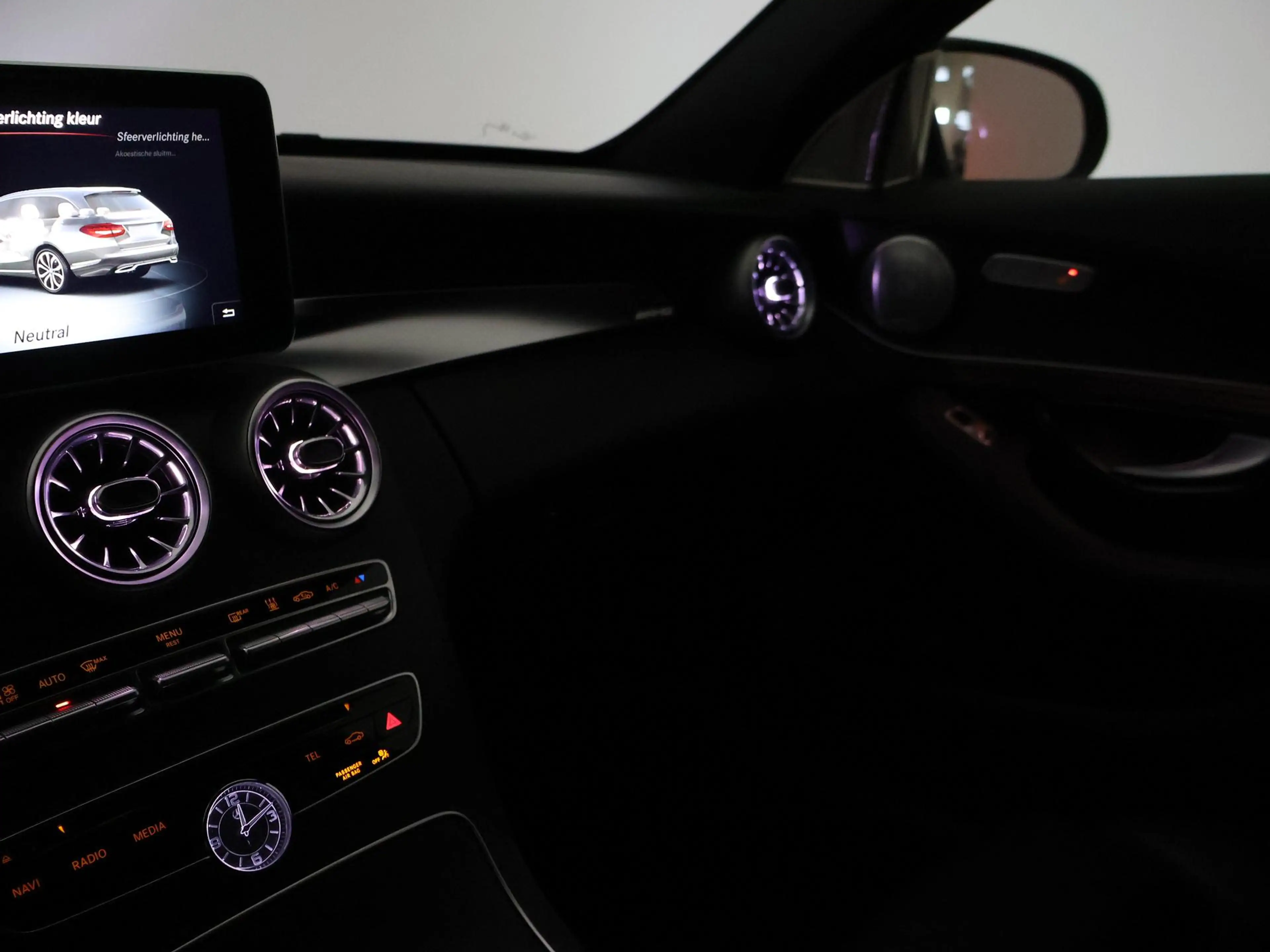 Mercedes-Benz C 350 Estate 350e PLUG-IN + BURMESTER | 360 CAMERA | SFE — photo 11