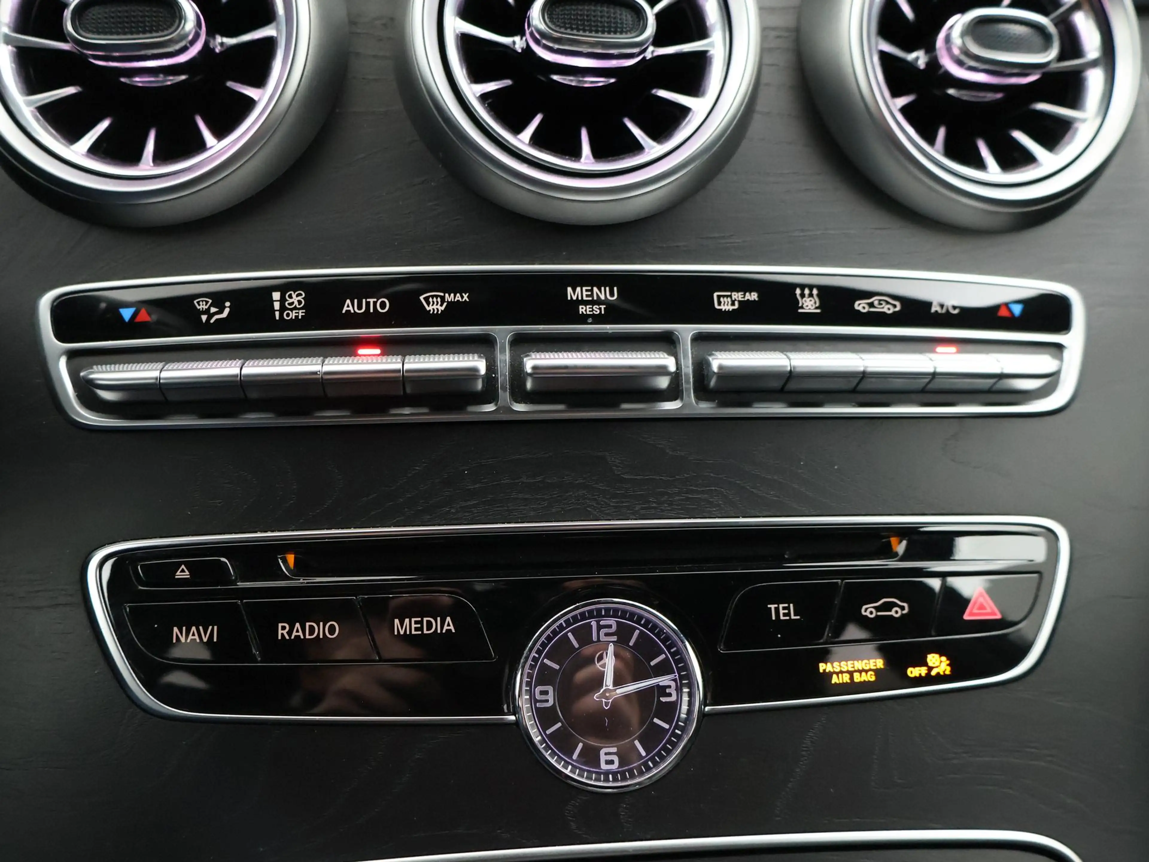 Mercedes-Benz C 350 Estate 350e PLUG-IN + BURMESTER | 360 CAMERA | SFE — photo 47
