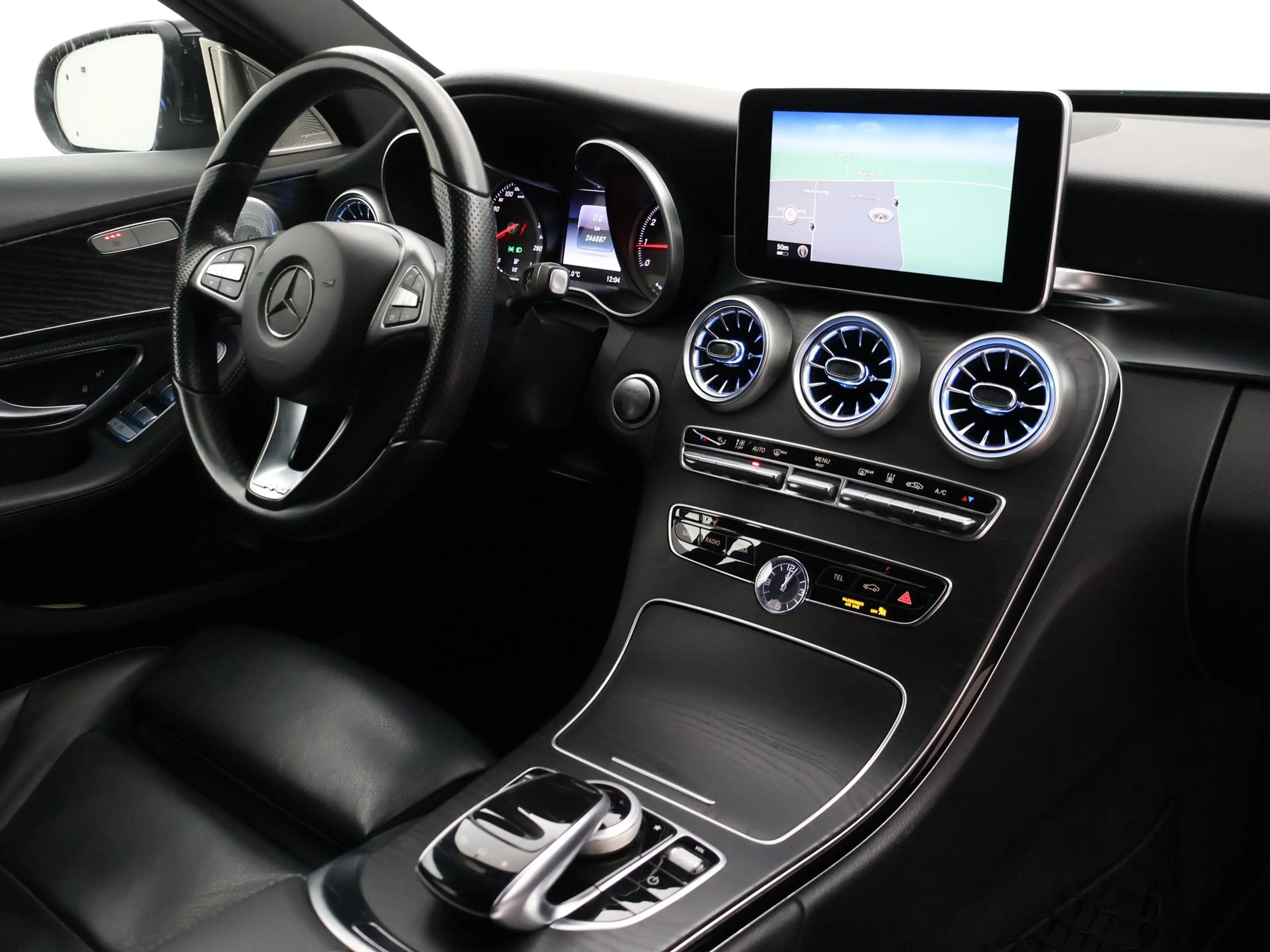 Mercedes-Benz C 350 Estate 350e PLUG-IN + BURMESTER | 360 CAMERA | SFE — photo 4