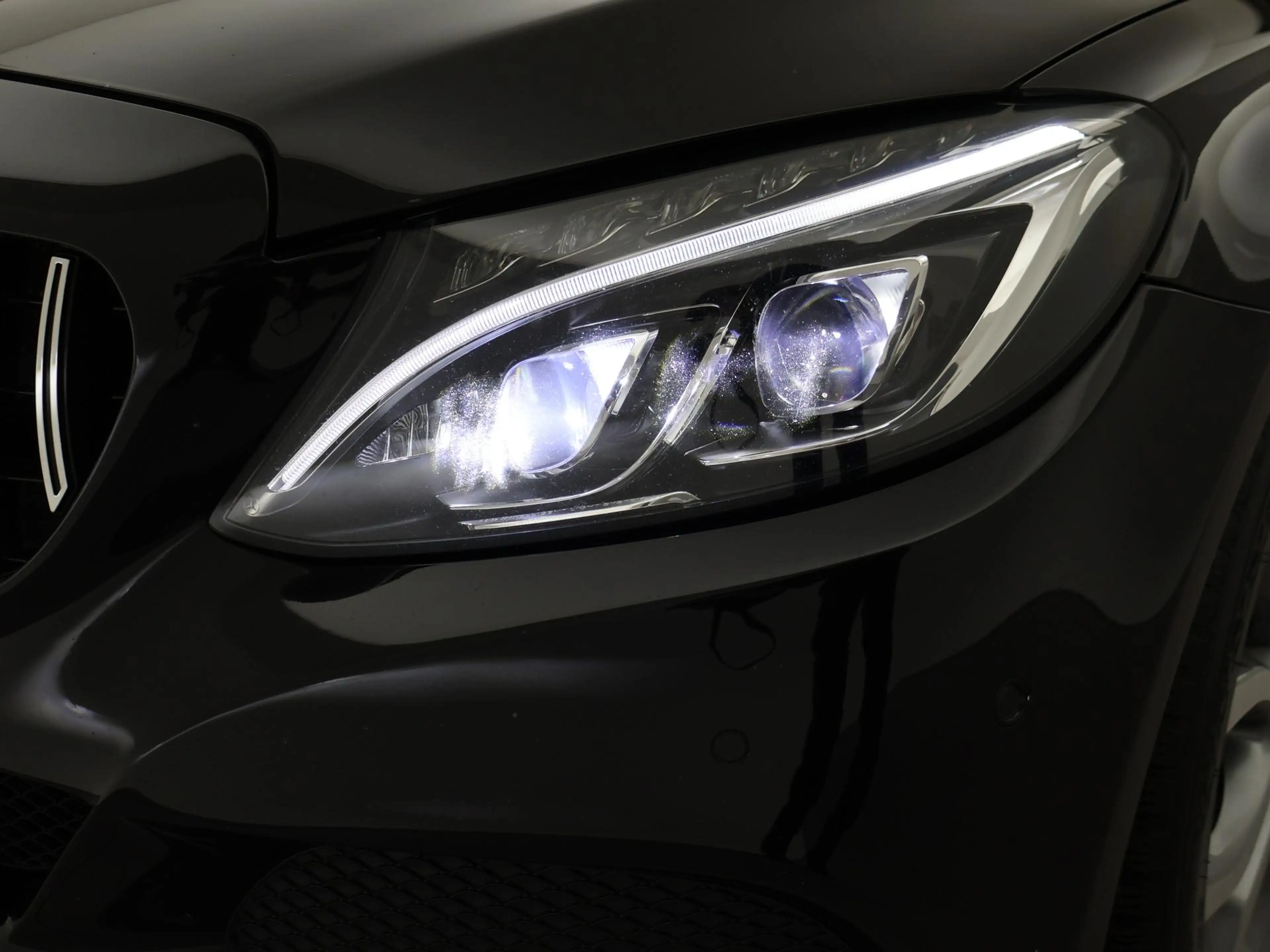 Mercedes-Benz C 350 Estate 350e PLUG-IN + BURMESTER | 360 CAMERA | SFE — photo 19