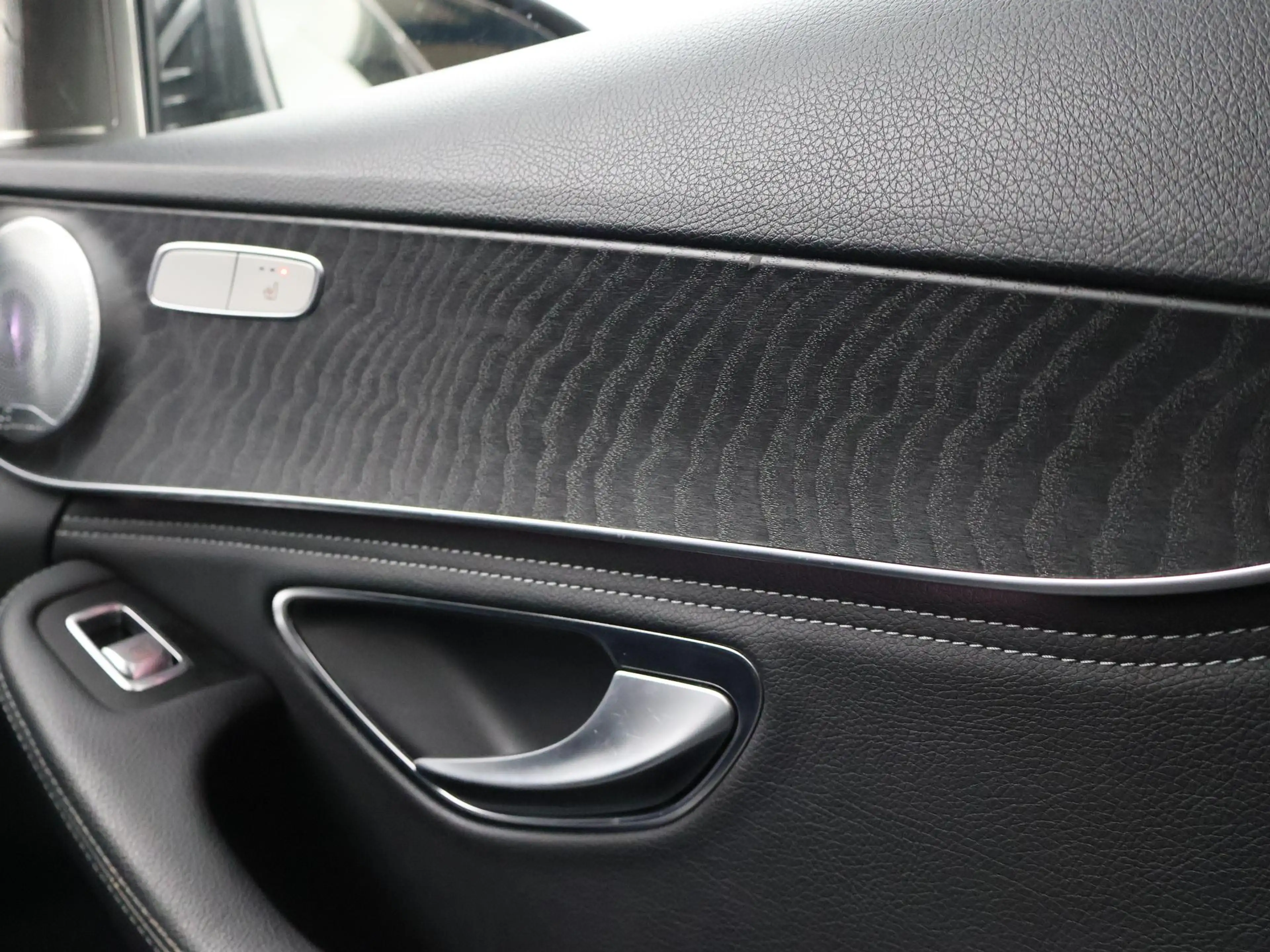 Mercedes-Benz C 350 Estate 350e PLUG-IN + BURMESTER | 360 CAMERA | SFE — photo 50
