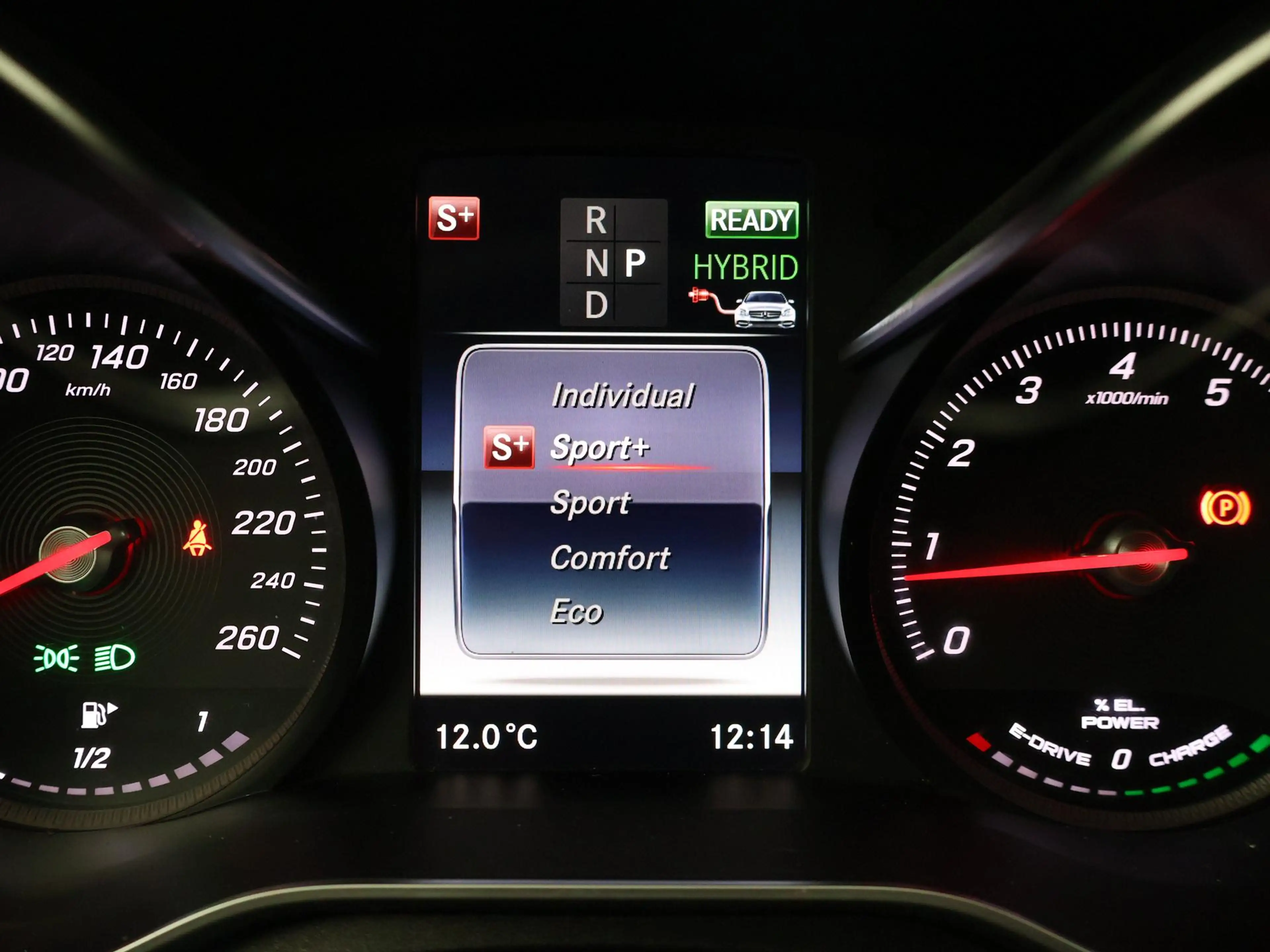Mercedes-Benz C 350 Estate 350e PLUG-IN + BURMESTER | 360 CAMERA | SFE — photo 49