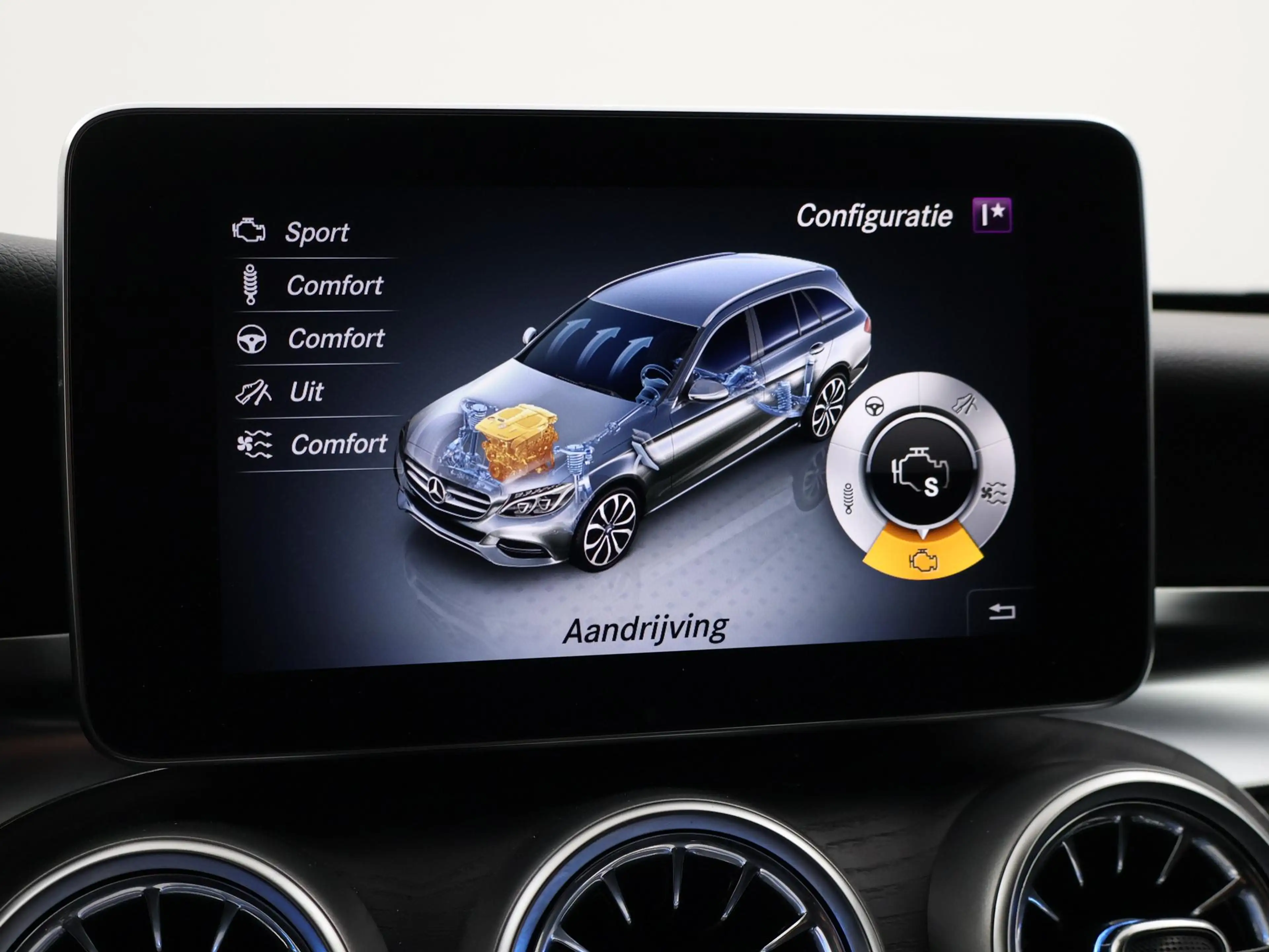 Mercedes-Benz C 350 Estate 350e PLUG-IN + BURMESTER | 360 CAMERA | SFE — photo 43