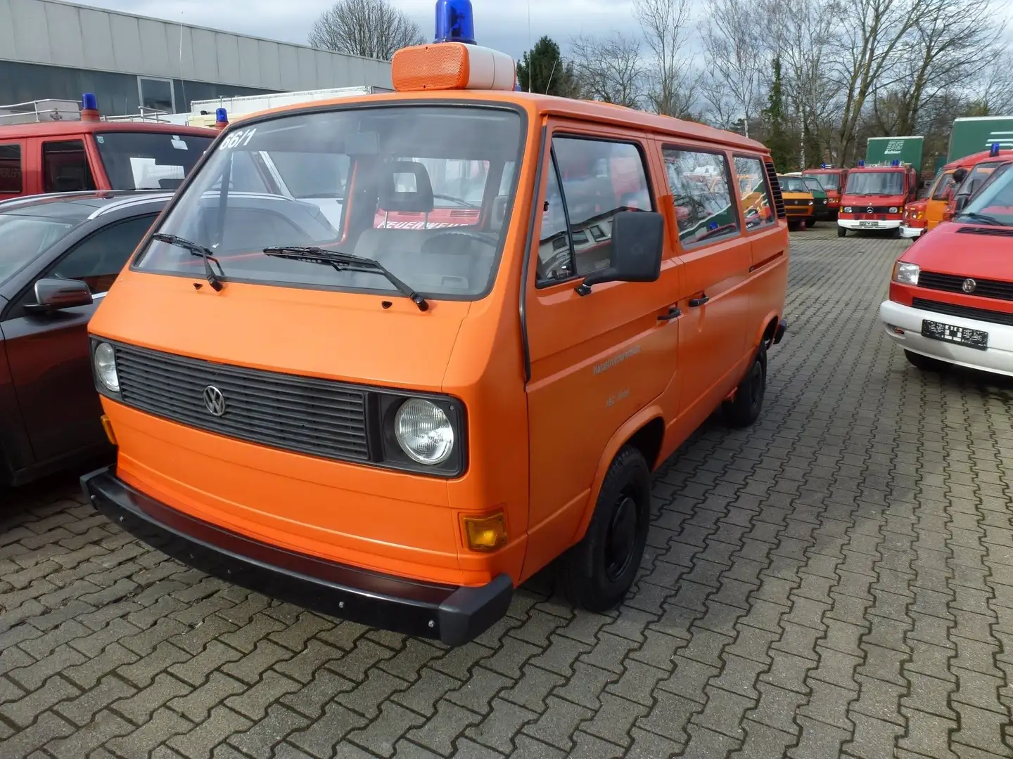 Volkswagen T3 T3 Fensterbus 8-Sitzer 2.0 * Oldtimer * nur 67 tkm narančasta - 2
