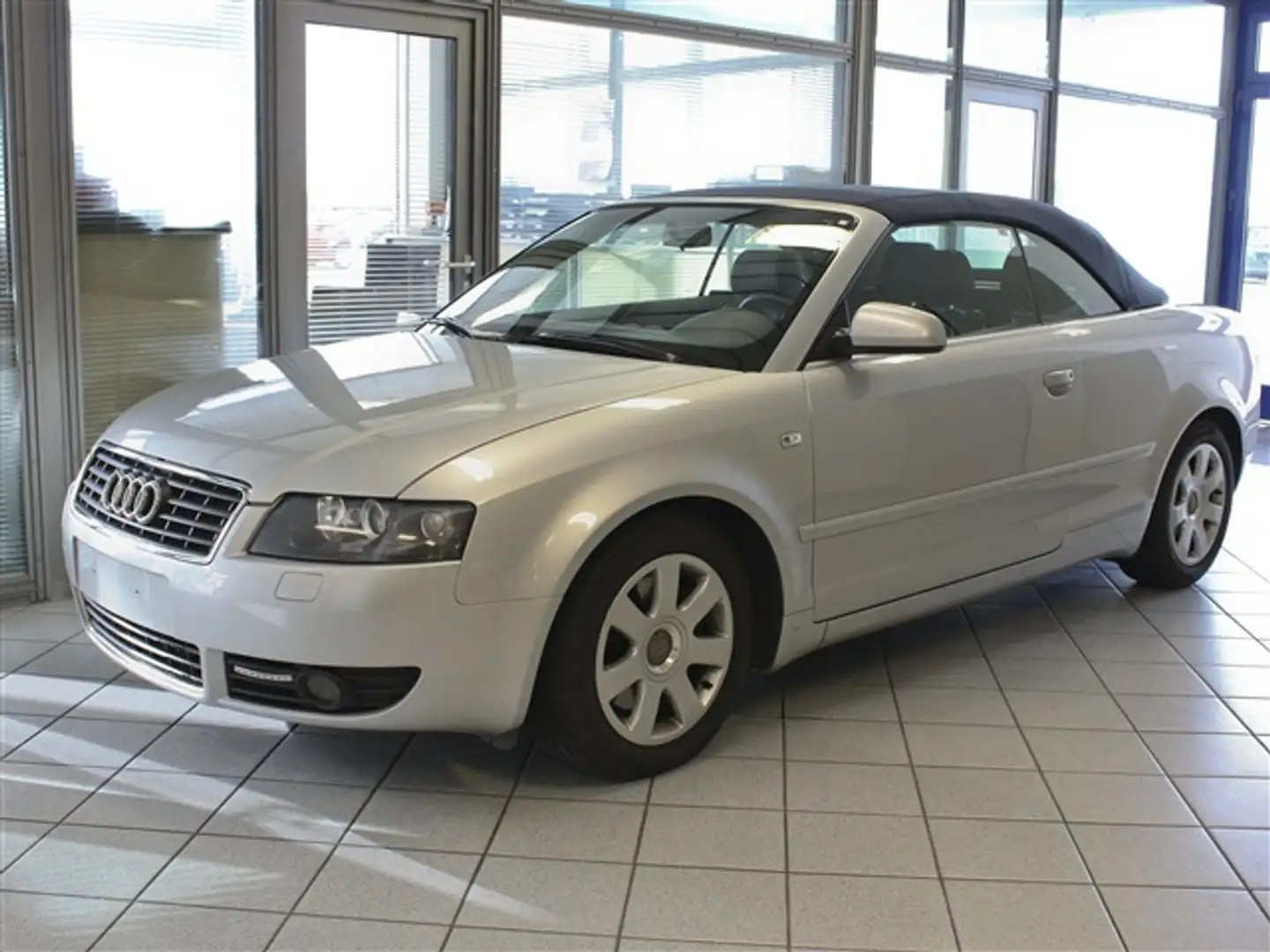 Audi A4 ohne Tüv Srebrny - 2
