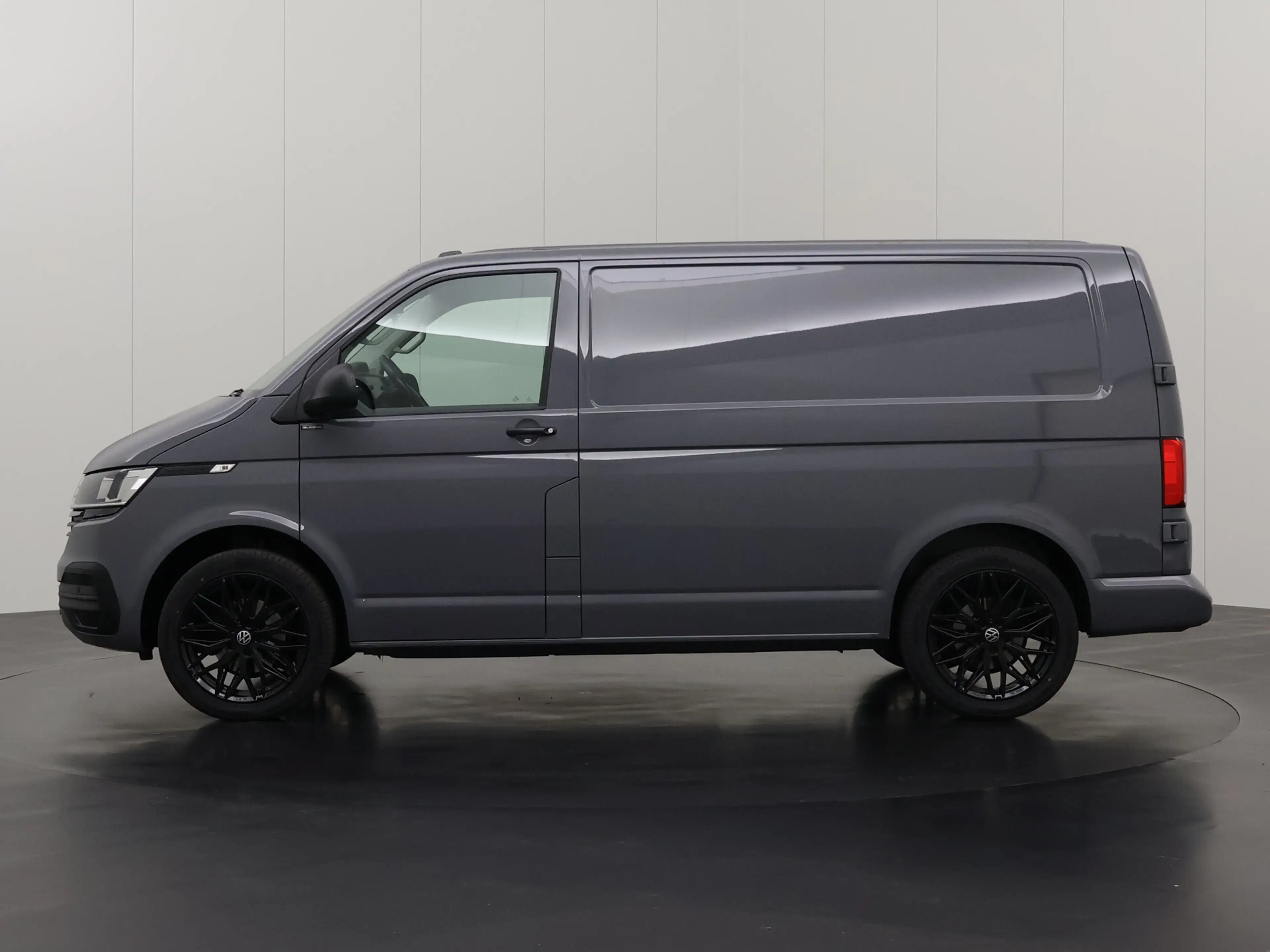 Volkswagen T6.1 Transporter 2.0TDi 150PK DSG Automaat | Exclusive Leder | Kast — photo 12