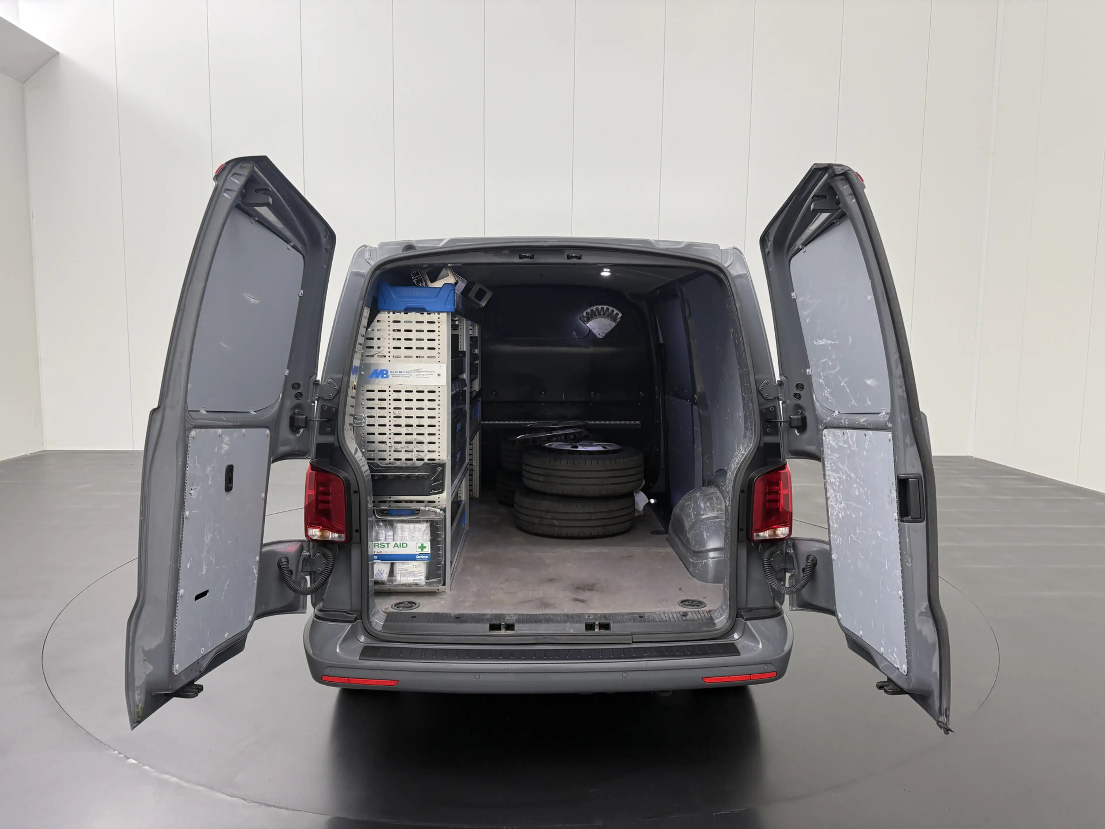 Volkswagen T6.1 Transporter 2.0TDi 150PK DSG Automaat | Exclusive Leder | Kast — photo 4