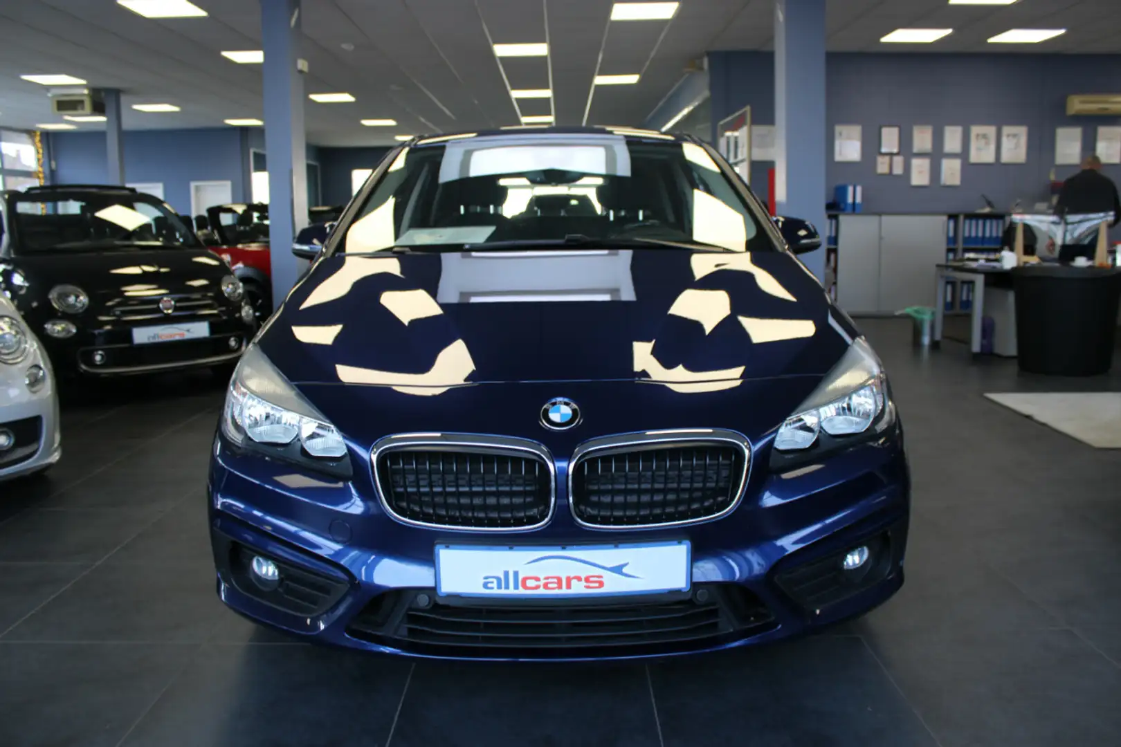 BMW 220 Aut. Advantage - Navi - PDC - AHK - Blau - 2