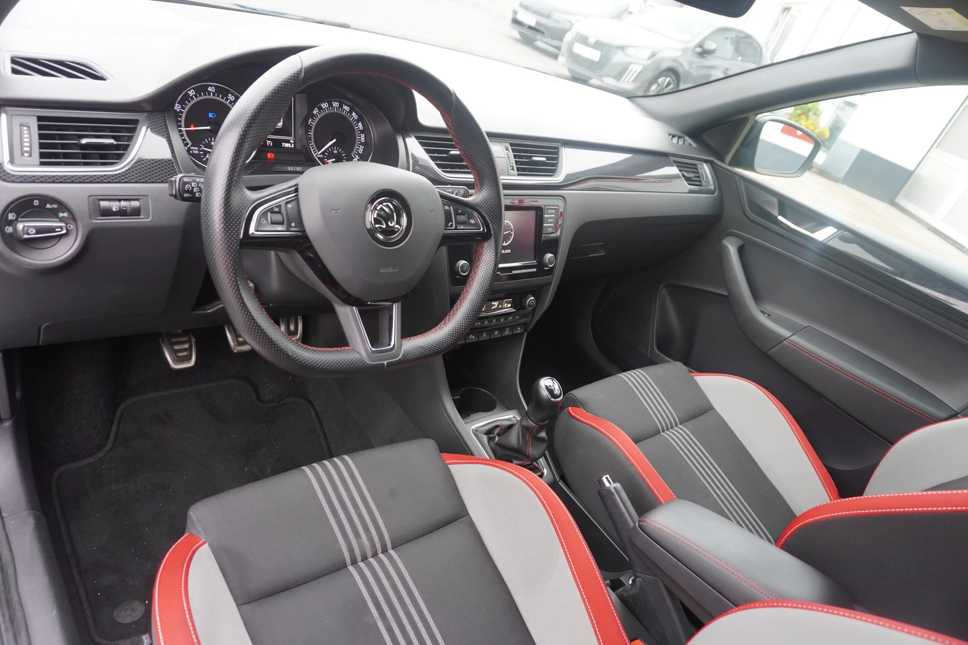 Skoda Rapid/Spaceback Rapid 1.0 Monte Carlo Bi-Xenon SmartLink Keyless — photo 9