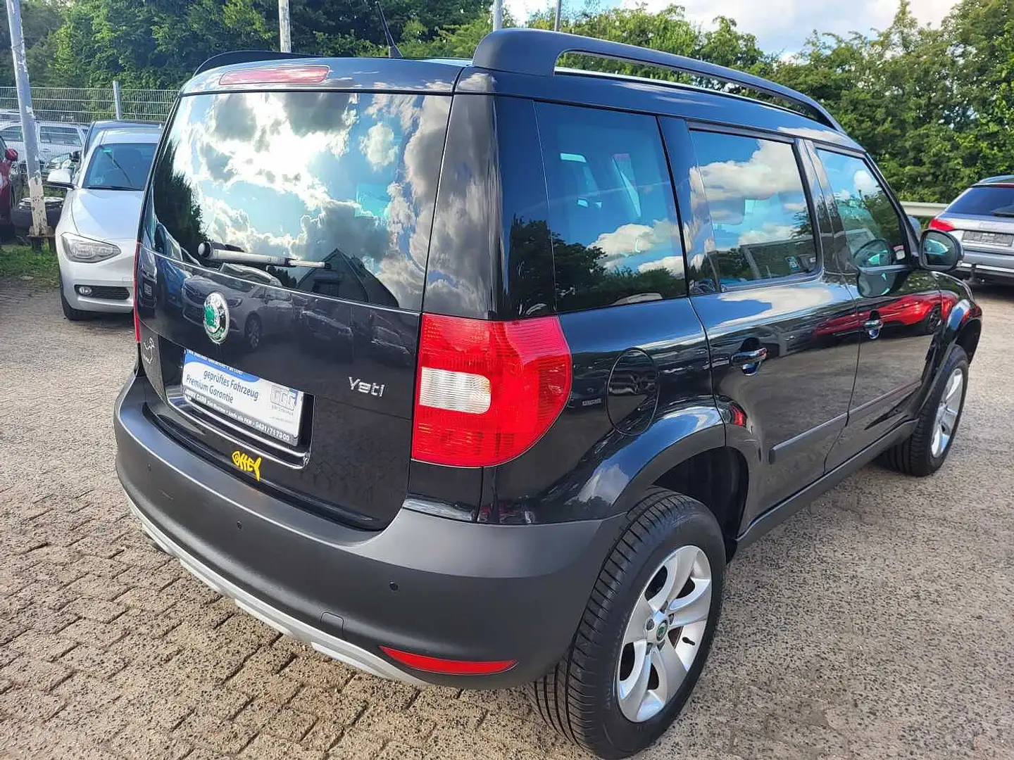Skoda Yeti 1.2 TSI Ambition Schwarz - 2