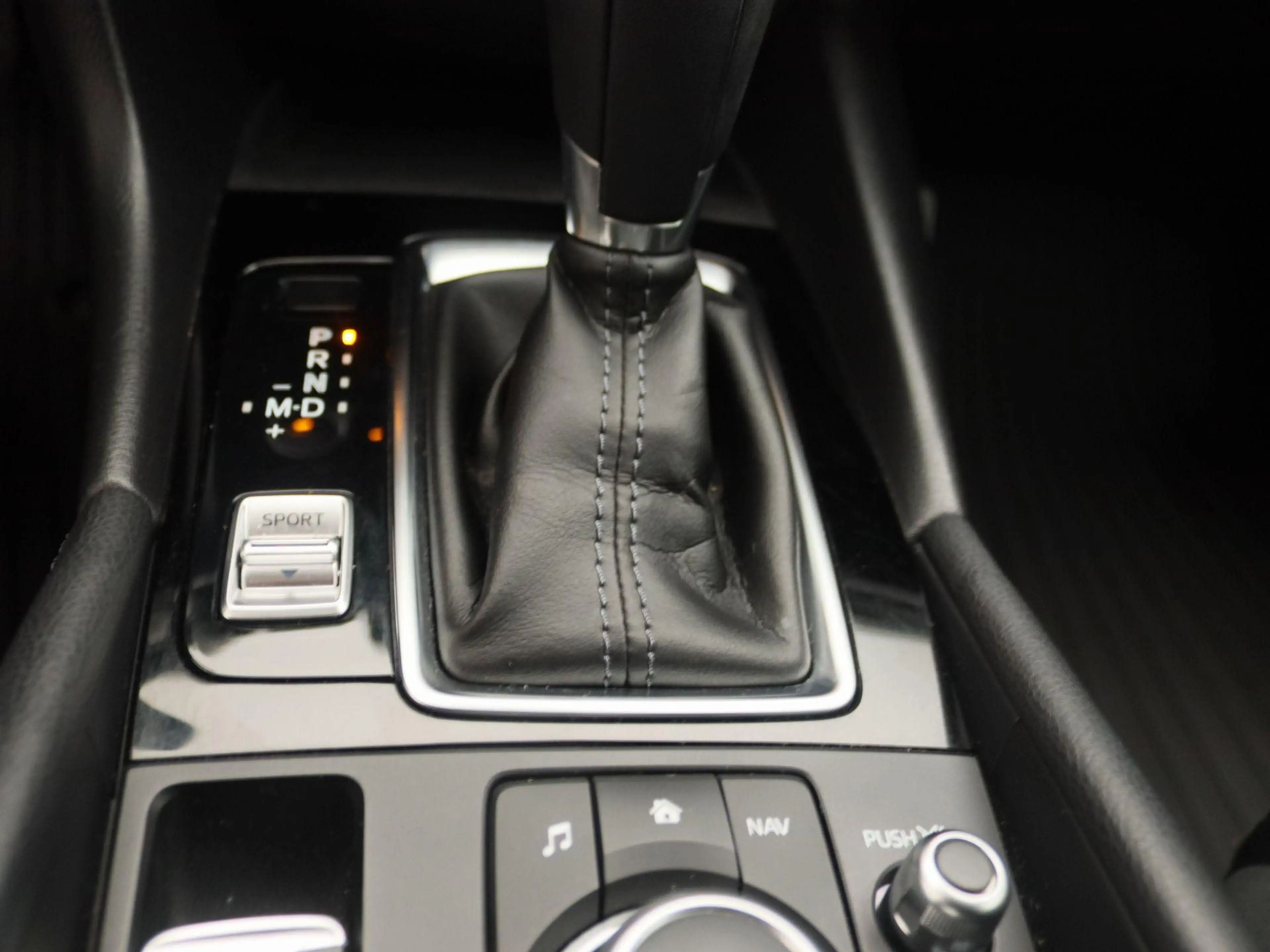 Mazda 3 2.0 SkyActiv-G 120 SkyLease+ | Automaat | Stoelver — photo 10