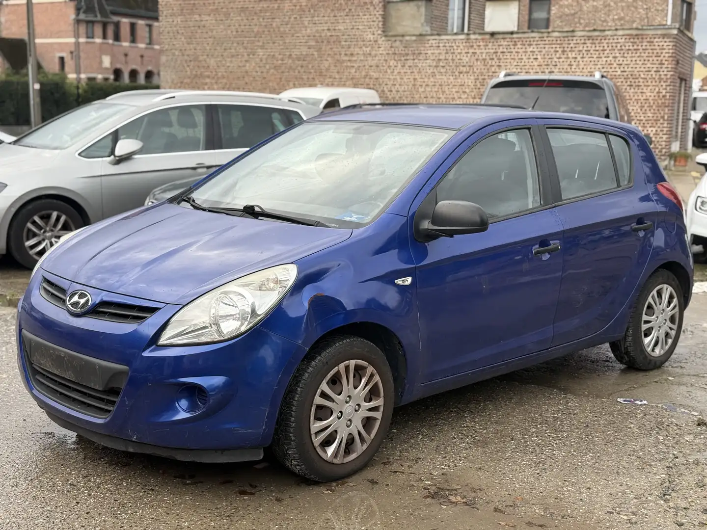 Hyundai i20 1.2i benzine zo mee te nemen kopeling slijpt - 1