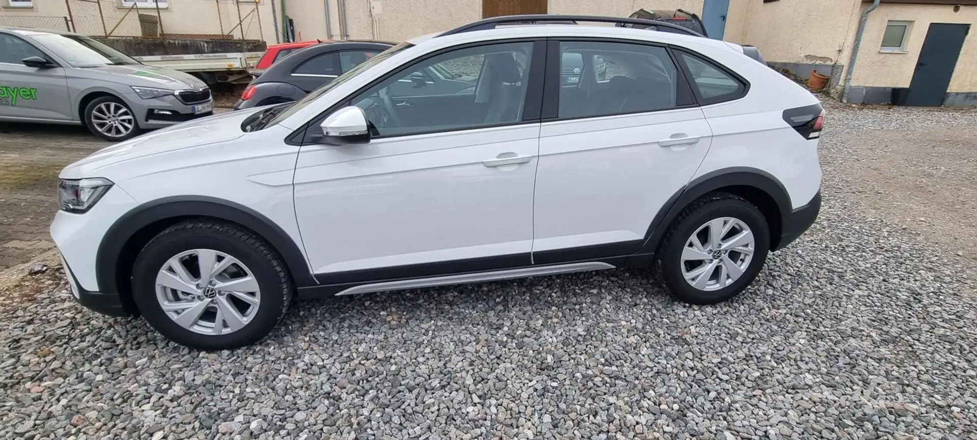 Volkswagen Taigo Life (*Life* Apple Carplay*Kamera*) 1,0 TS Weiß - 1