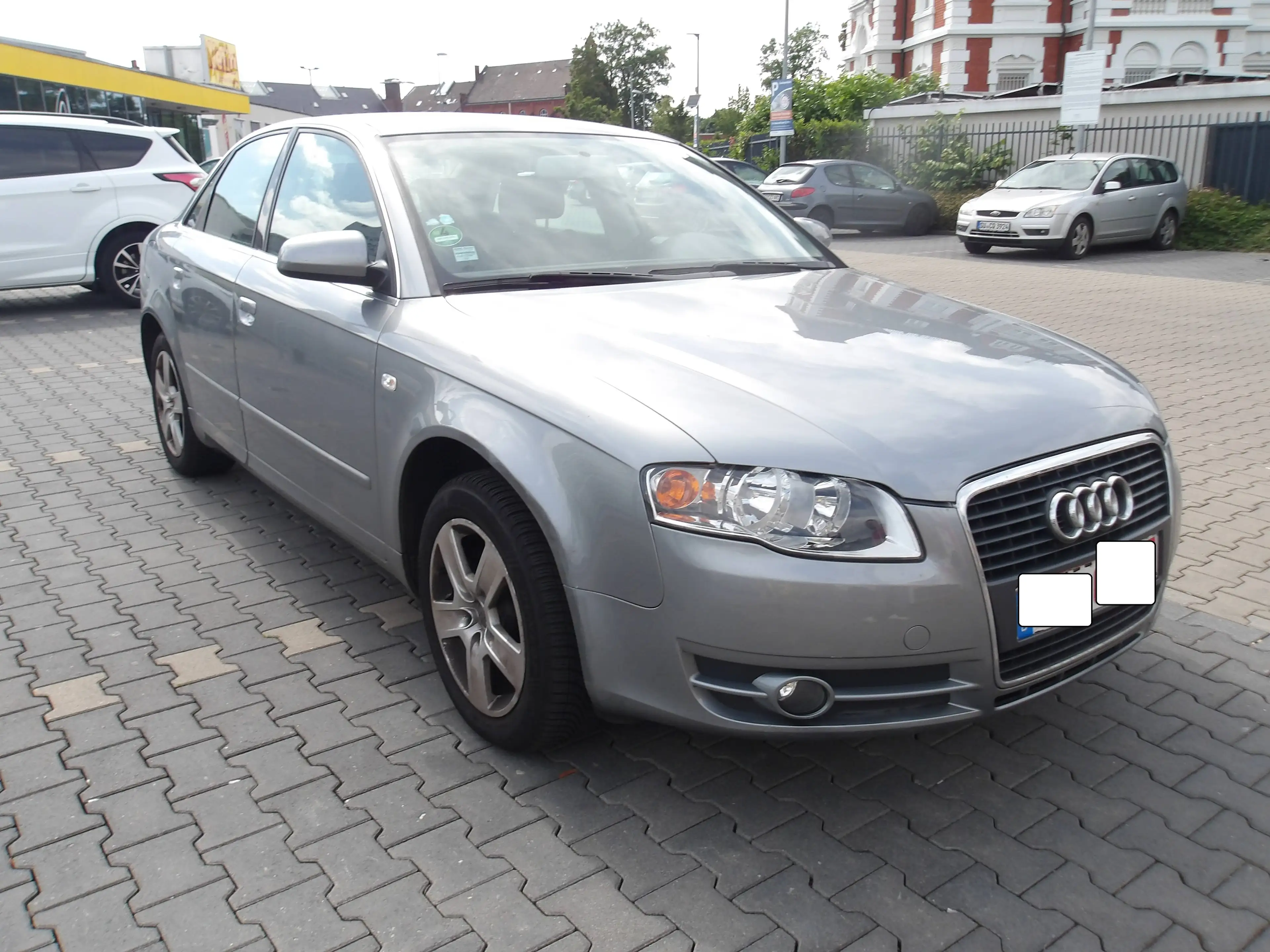 Audi A4 A4 2.0  1.Hand  TÜV bis 06-2028 — photo 4