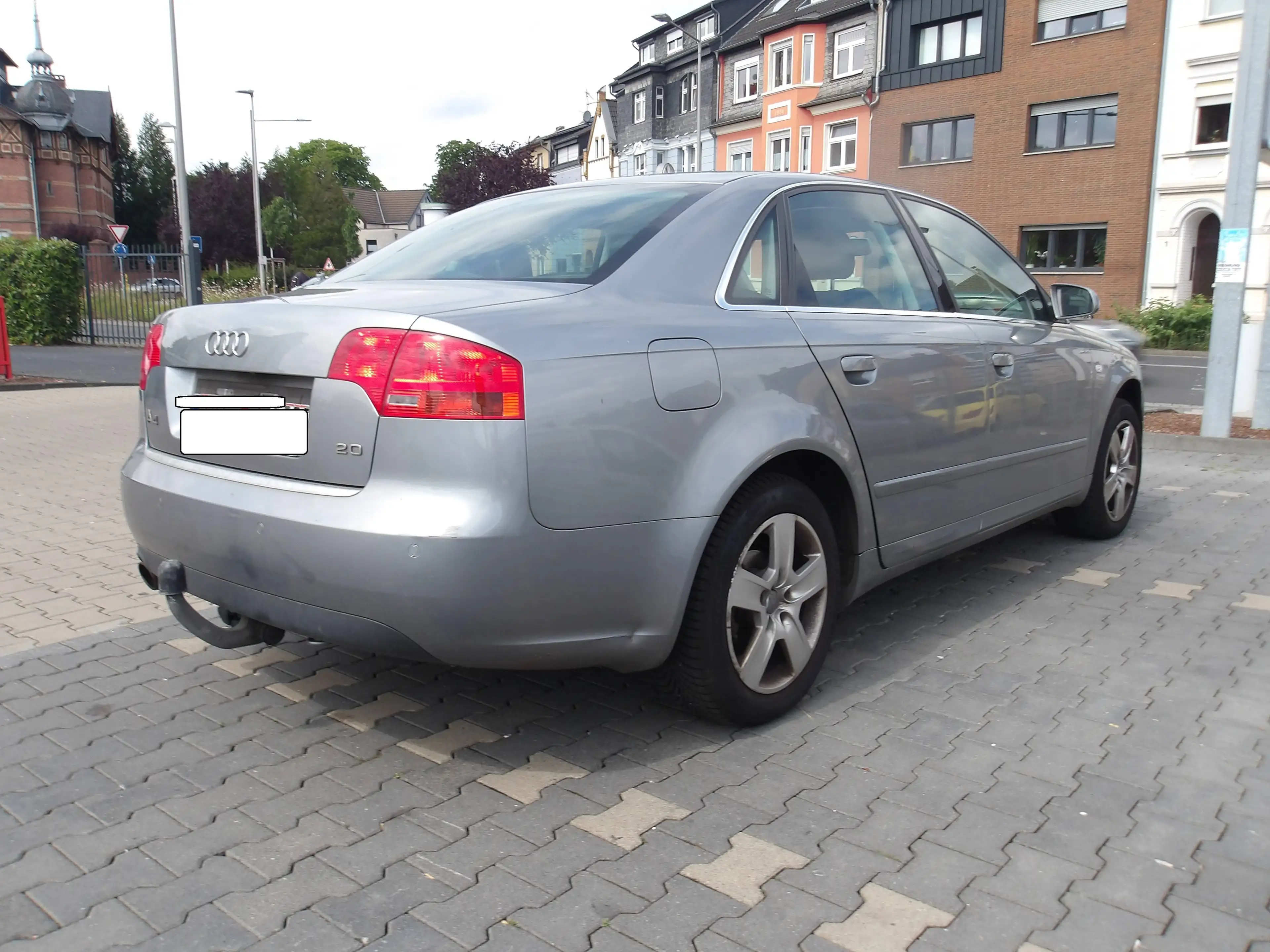 Audi A4 A4 2.0  1.Hand  TÜV bis 06-2028 — photo 9