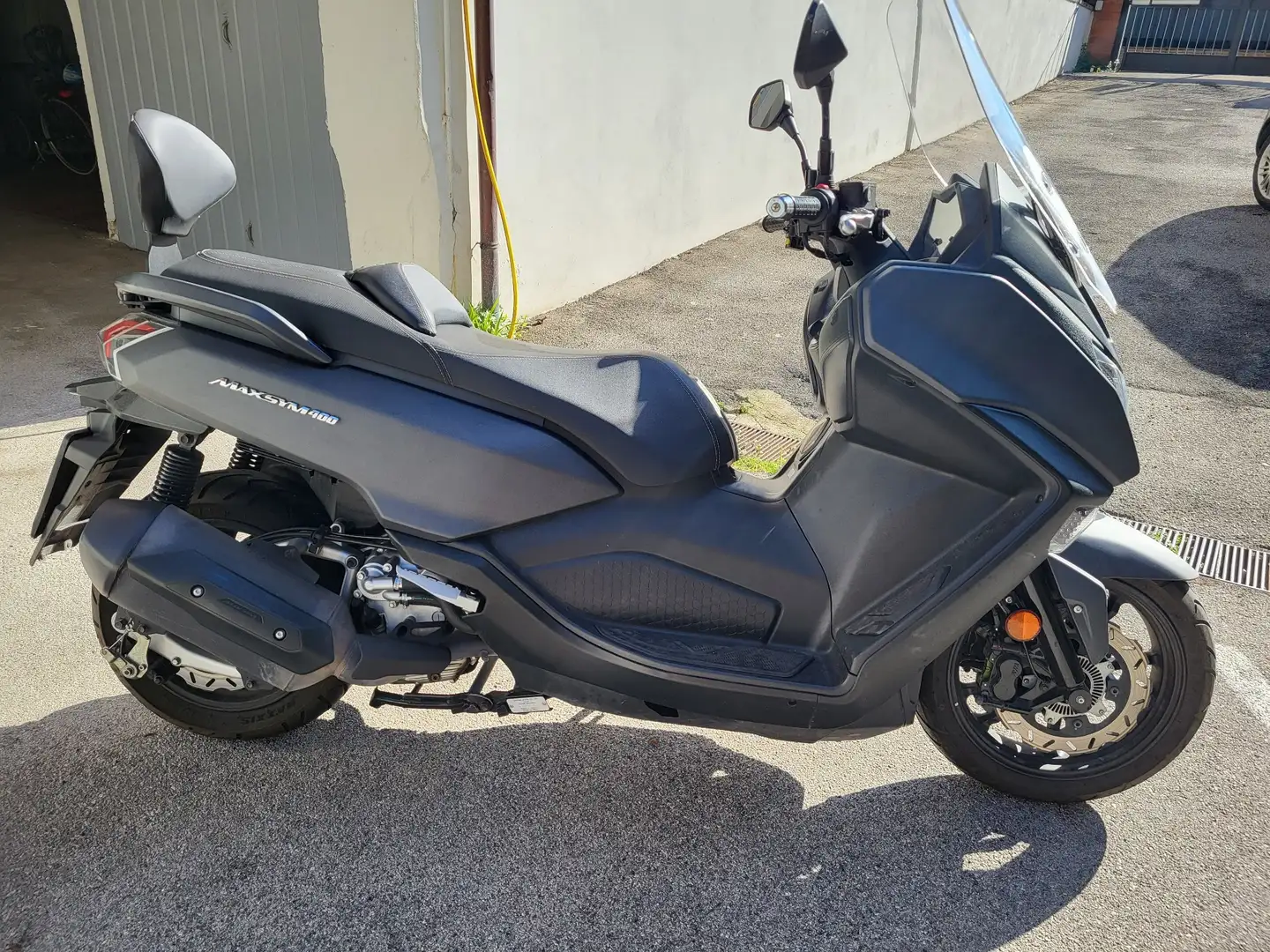 SYM Maxsym 400i Negru - 1