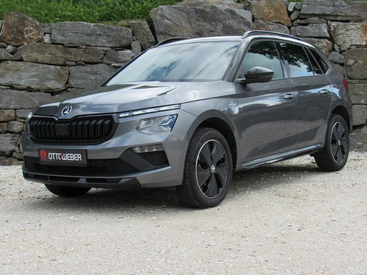 Skoda Kamiq 1.5 TSI ACT Monte Carlo AHK Grau - 1
