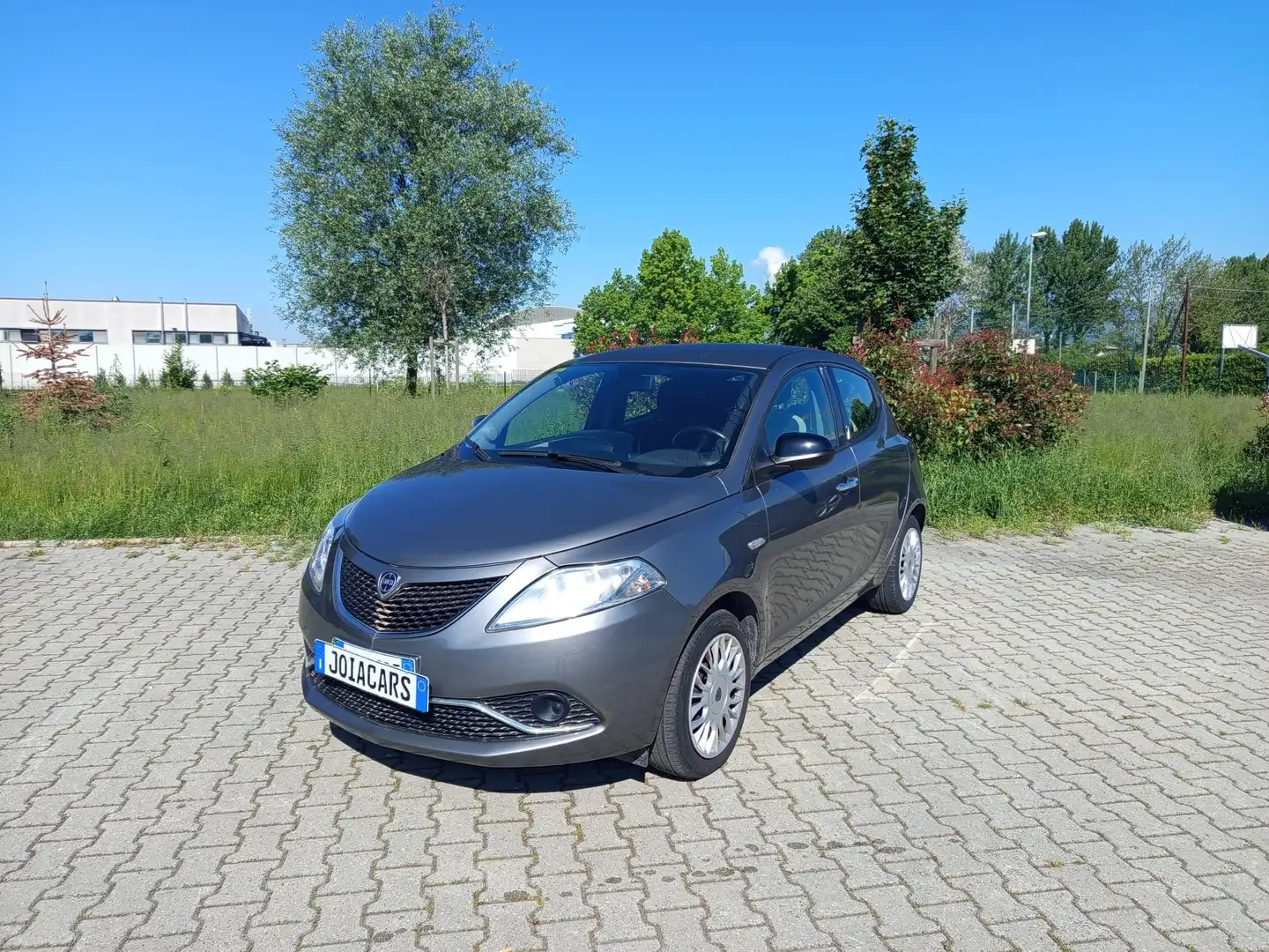 Lancia Ypsilon Ypsilon 1.2 Platinum 69cv my16 Gris - 1