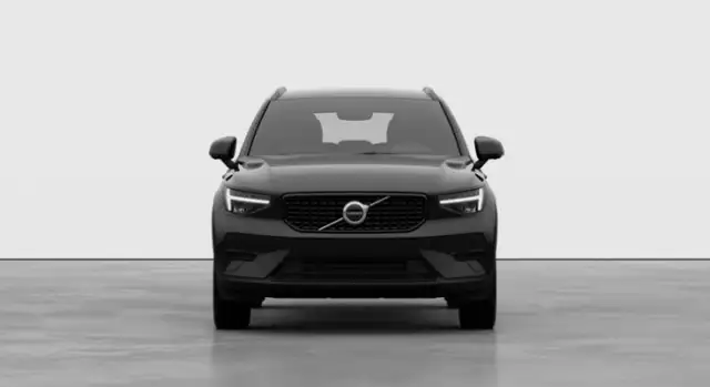 Volvo XC40 main image