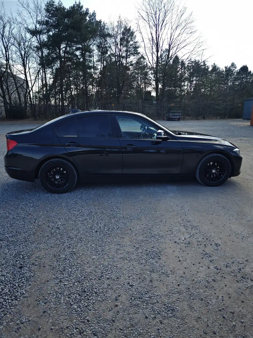 BMW 316 316d Fekete - 2