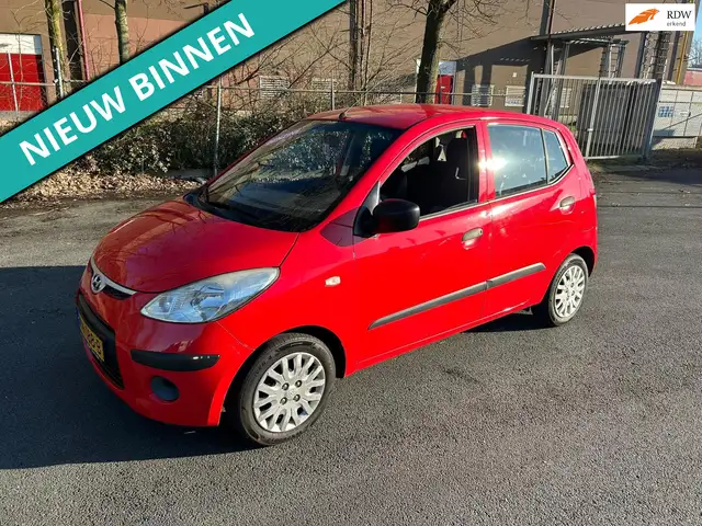 Hyundai i10 1.1 Active NETTE AUTO RIJDT EN SCHAKELT GOED