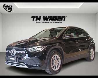 - GLA 200 d Automatic Business