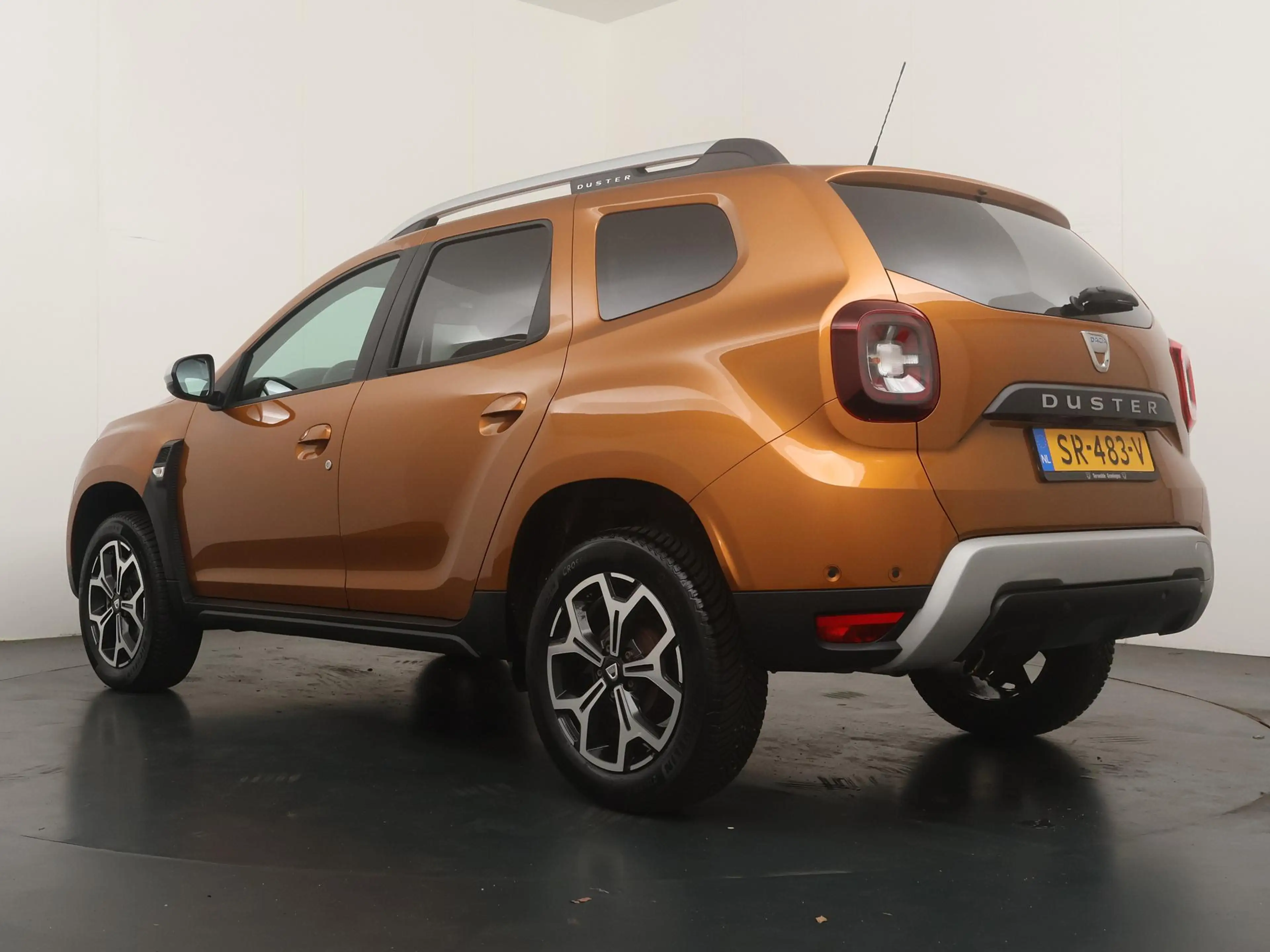 Dacia Duster TCe 125 4x2 Stop & Start Prestige | Climate Contro — photo 3