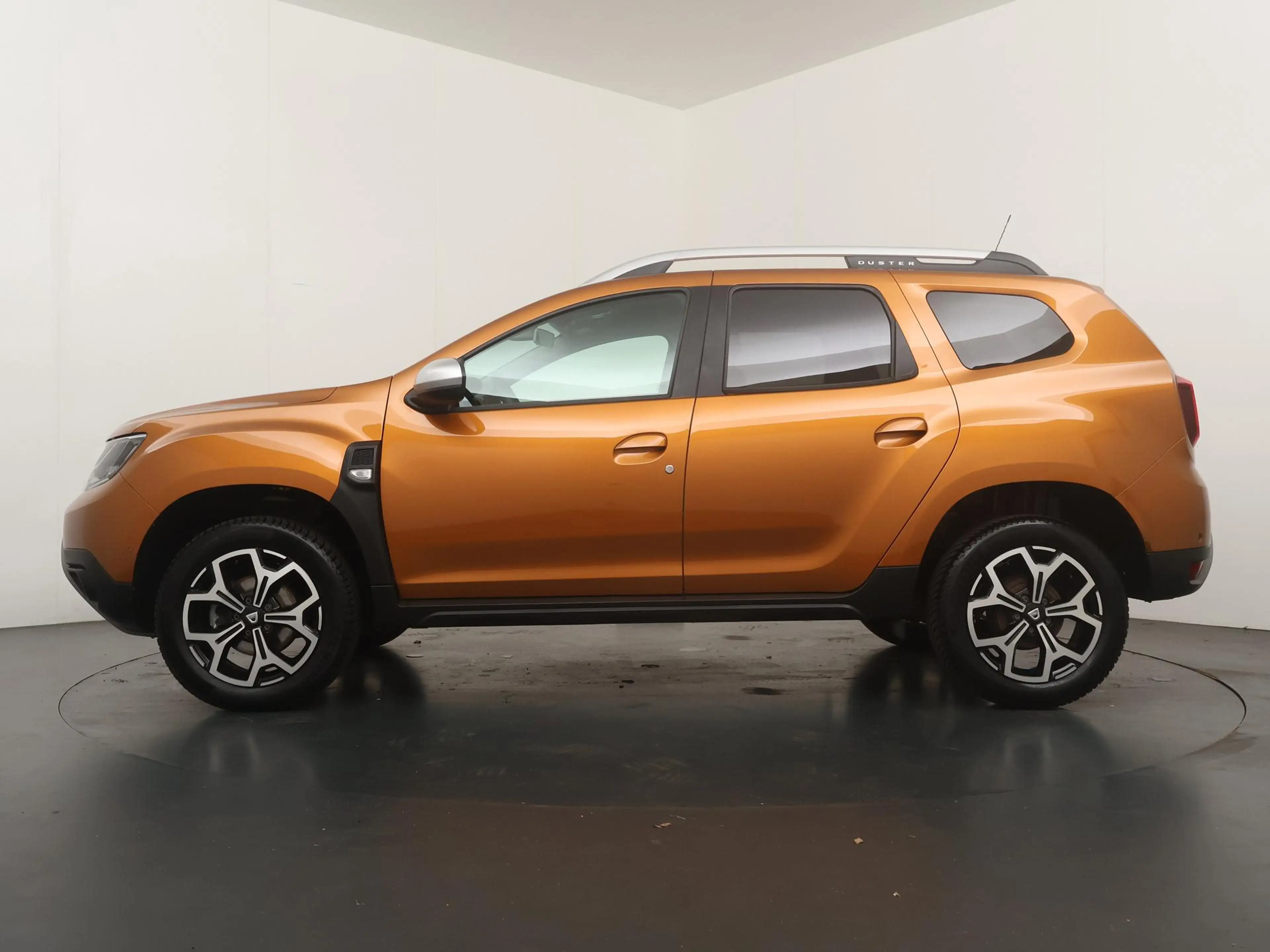 Dacia Duster TCe 125 4x2 Stop & Start Prestige | Climate Contro — photo 2