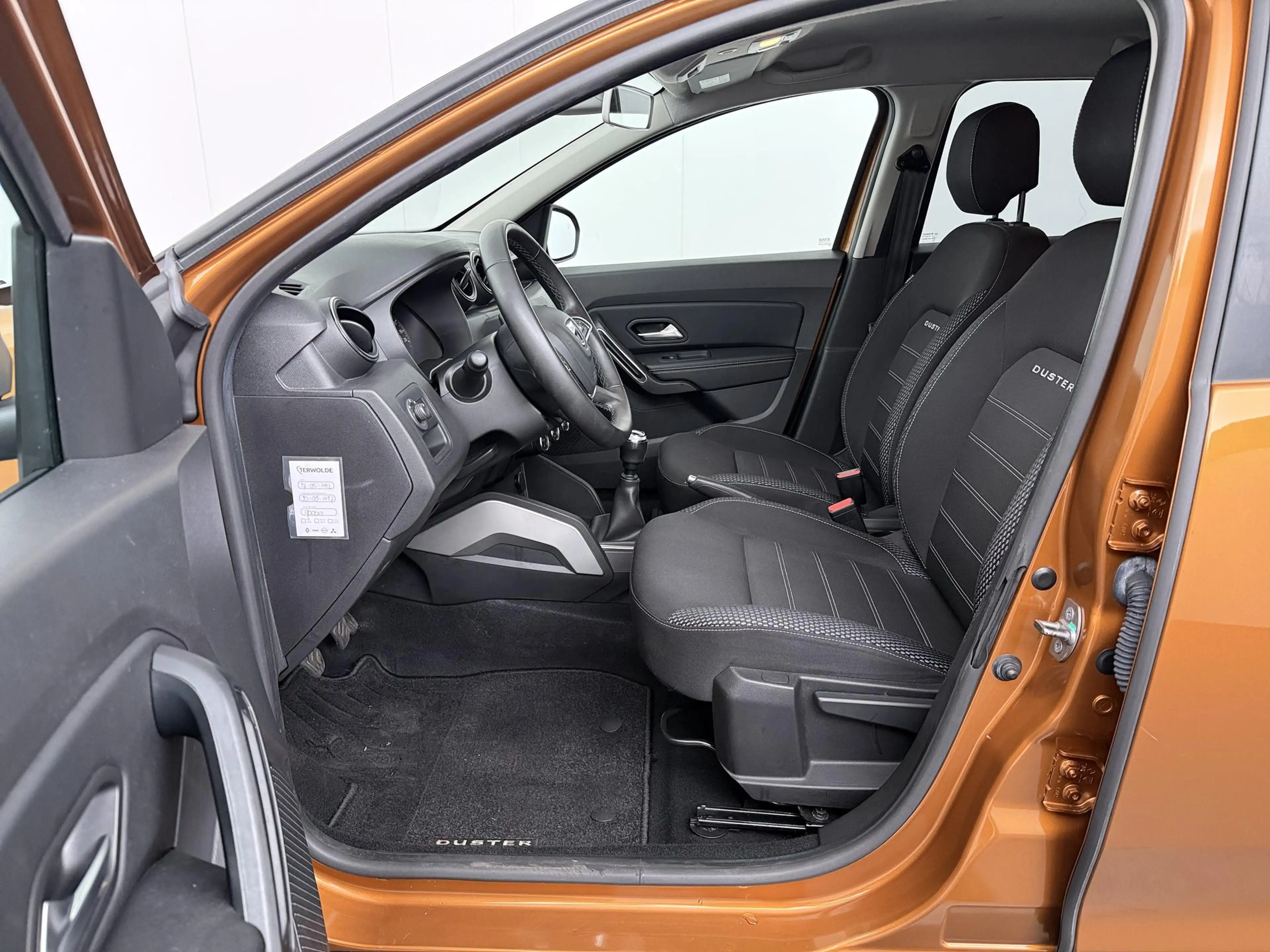 Dacia Duster TCe 125 4x2 Stop & Start Prestige | Climate Contro — photo 13