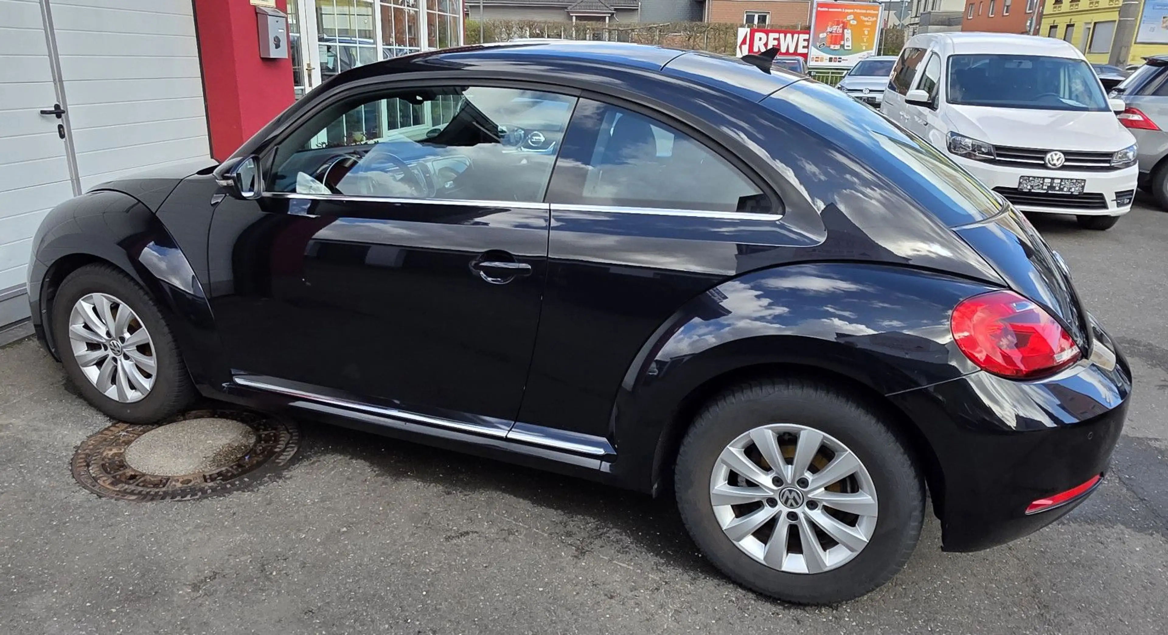 Volkswagen Beetle Design BMT Navi+Sitzh.+PDC+Klimaautom. — photo 9