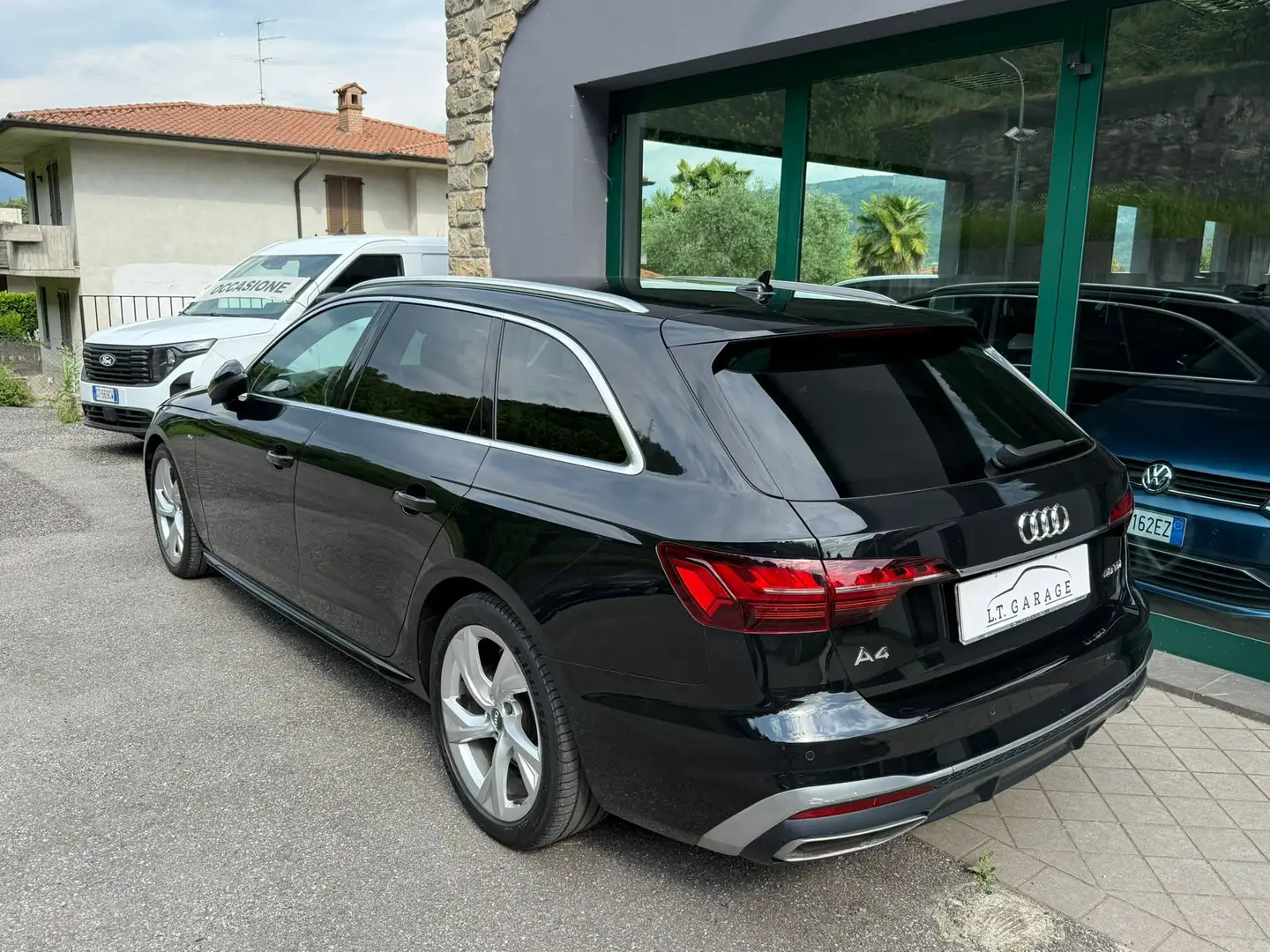 Audi A4 A4 Avant 40 2.0 tdi S Line 190cv s-tronic Zwart - 2