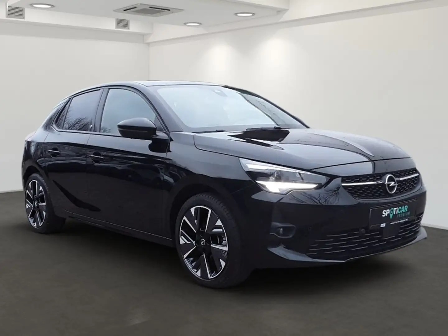Opel Corsa-e GS Line Schwarz - 2