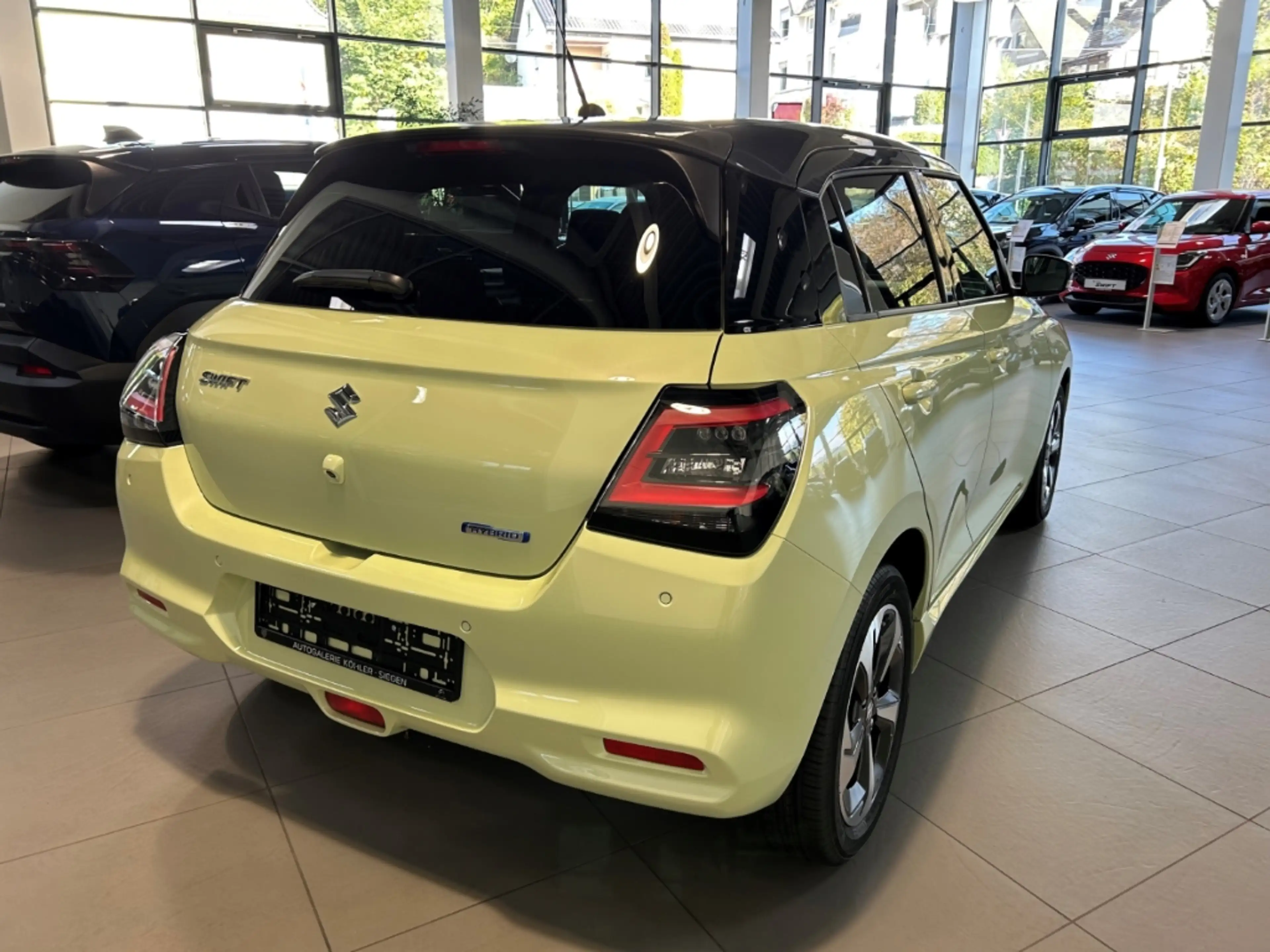 Suzuki Swift Comfort + Hybrid Navi LED ACC Apple CarPlay Androi — photo 8
