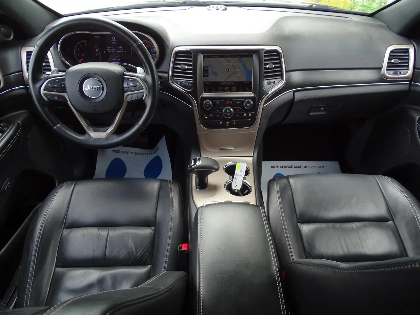 Jeep Grand Cherokee 3.0 CRD Laredo - AUTOMAAT - CLIMATE / CRUISE CONTR Zwart - 2